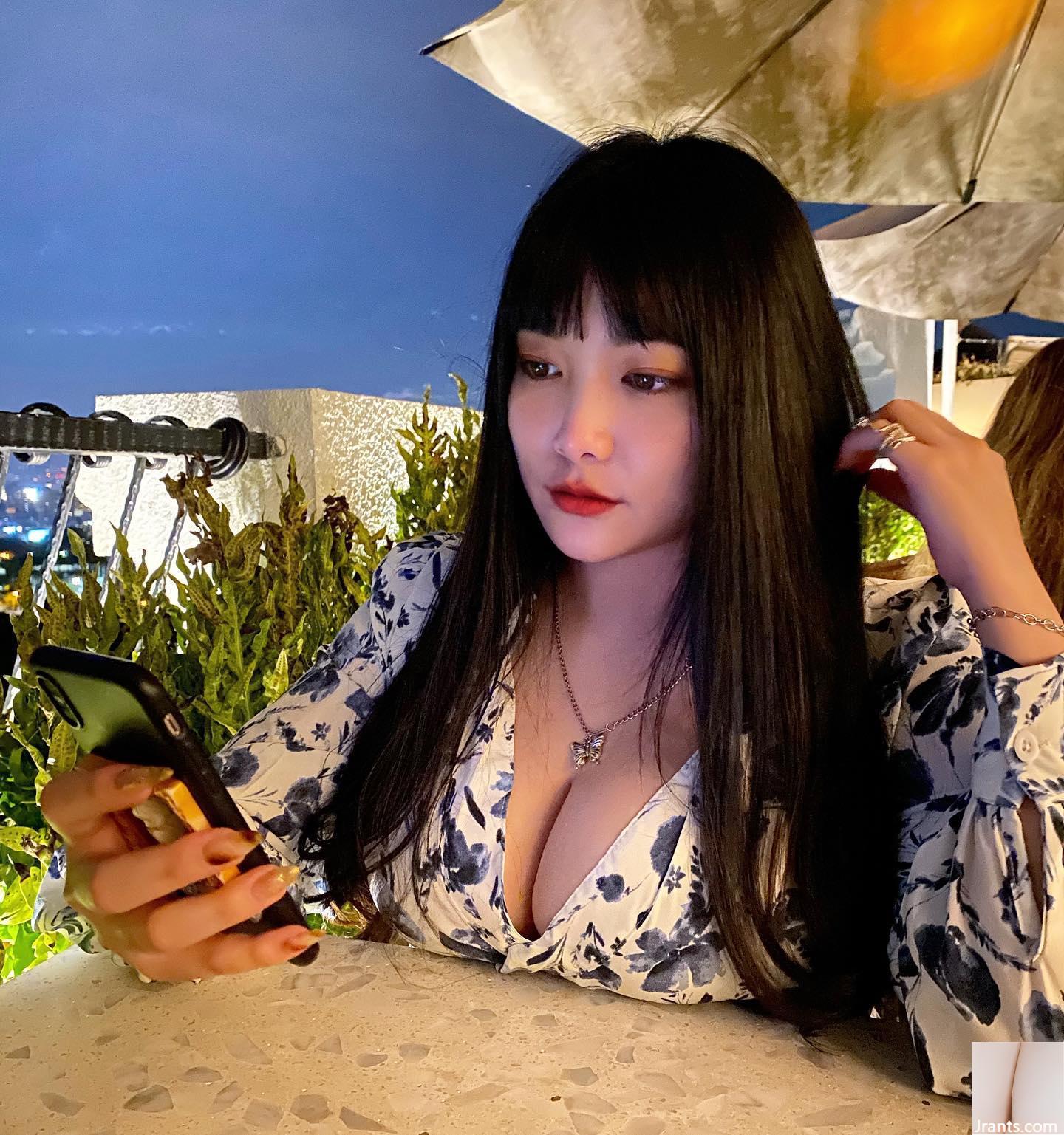 Đỉnh cao kiêu hãnh “TiTi” có thân hình nóng bỏng đến mức đáng yêu dưới khuôn mặt ngọt ngào (40P) - Ảnh 6