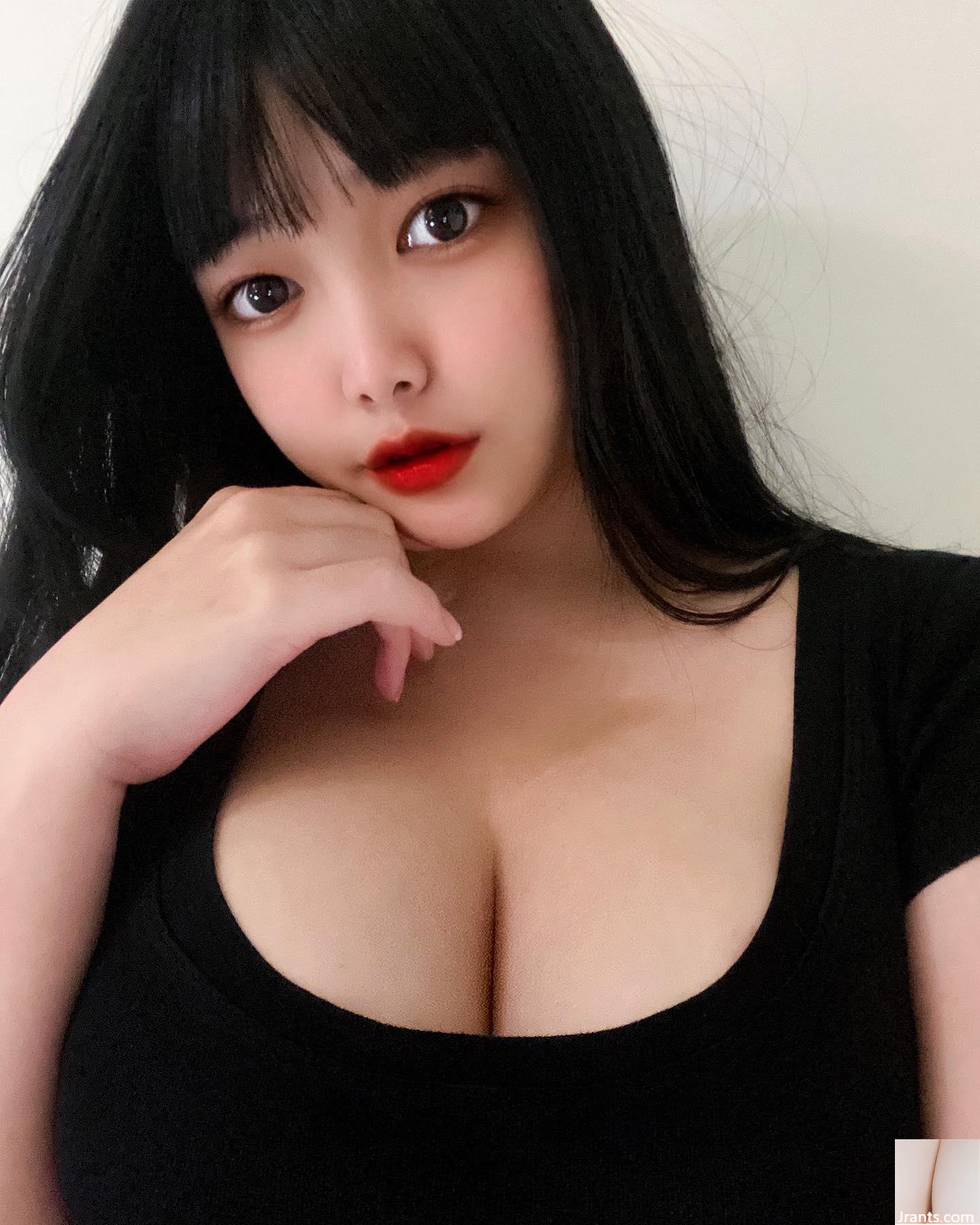 Đỉnh cao kiêu hãnh “TiTi” có thân hình nóng bỏng đến mức đáng yêu dưới khuôn mặt ngọt ngào (40P) - Ảnh 8