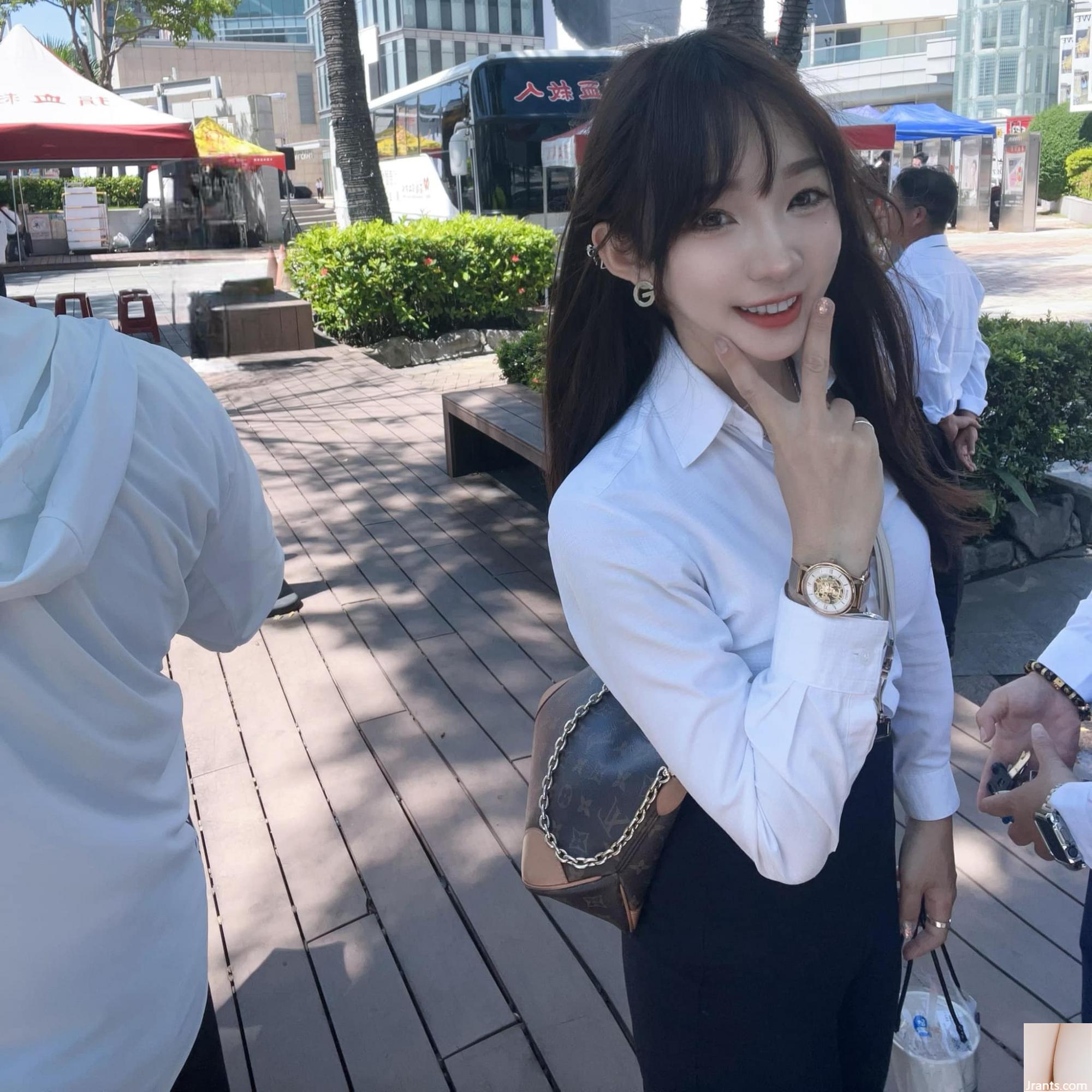 Vòng 1 nóng bỏng tự nhiên của mỹ nhân “Vương Hiên Vũ” khiến khán giả thích thú, yêu ngay từ cái nhìn đầu tiên (23P) - Ảnh 9