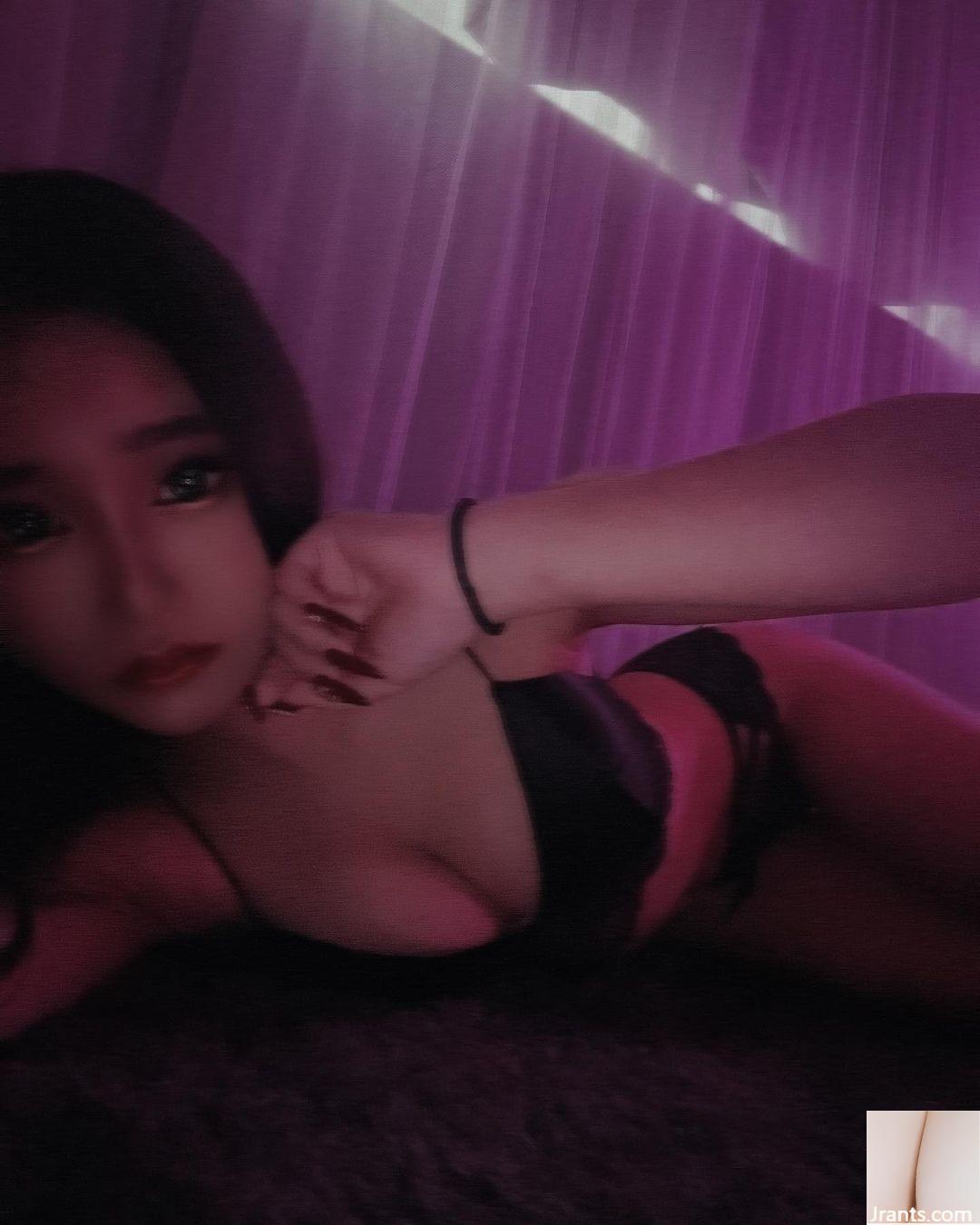 Hình ảnh “Jiuer·Jiue+” với khe ngực đầy đặn tôn lên vóc dáng trắng nõn và dịu dàng (21P) - Ảnh 13