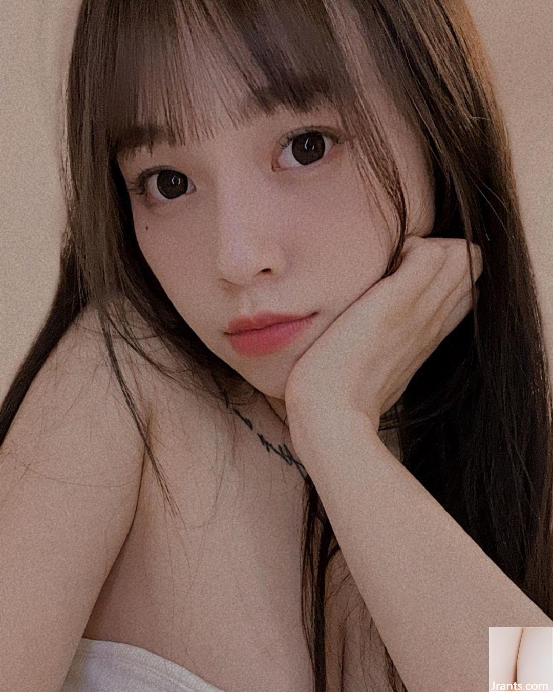 “Wanwan” với đôi mắt to ngấn nước và bộ ngực dài không thể che giấu sự phấn khích khi nhìn vào (13P) - Ảnh 8