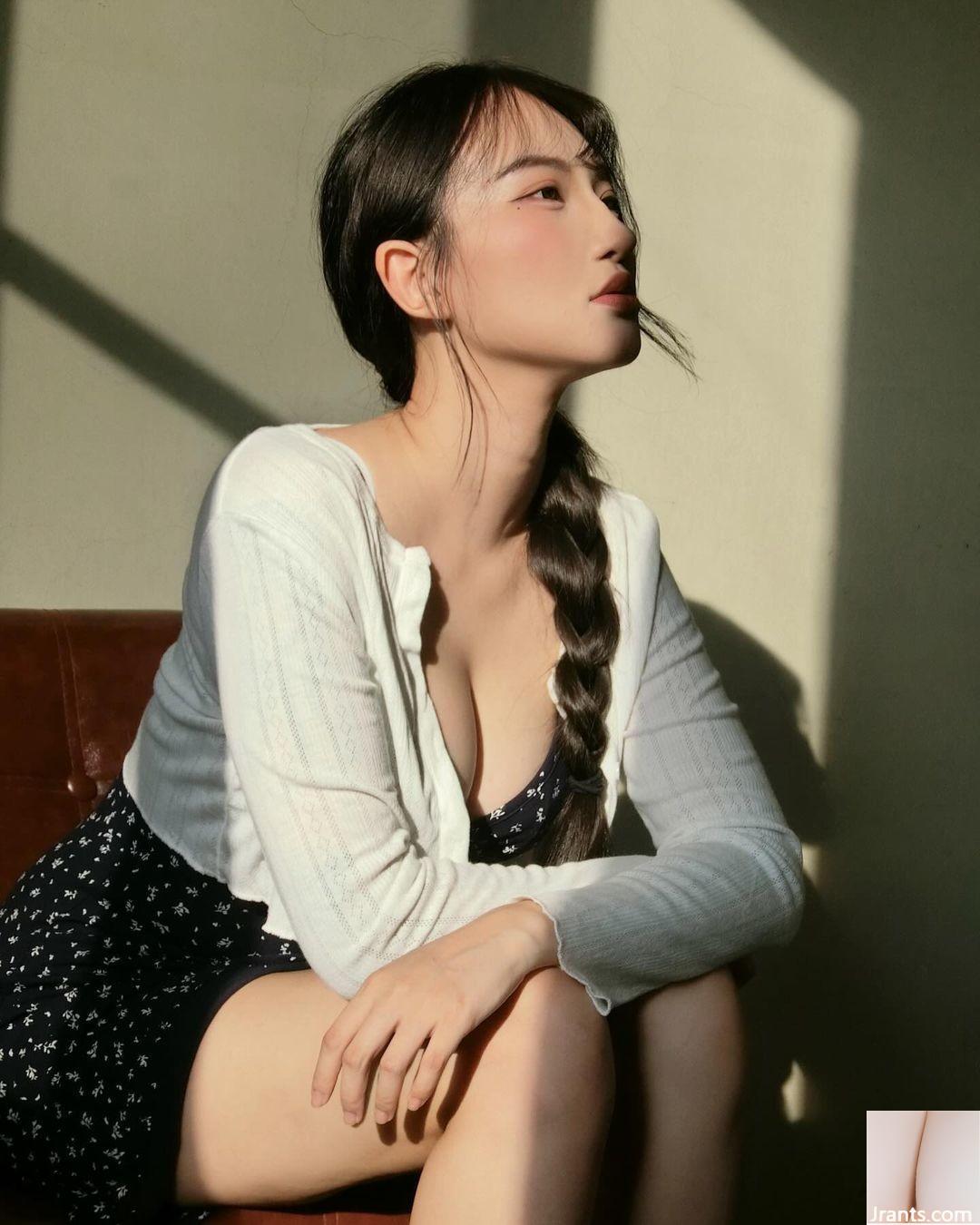 Vóc người thấp, ngực khủng “Huya” dáng người mảnh khảnh và đường cong quyến rũ (45P) - Ảnh 22