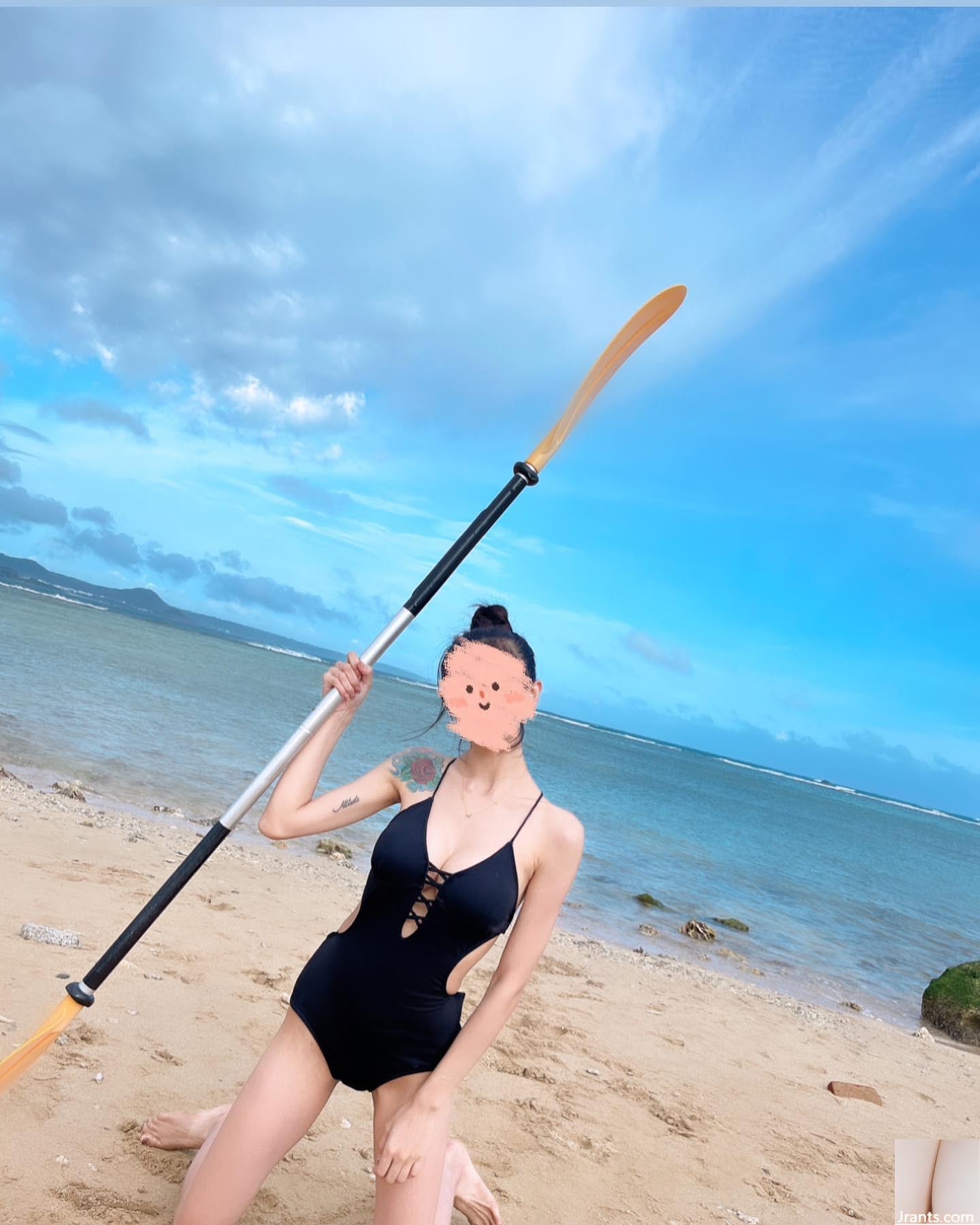 Thân hình trắng nõn, dịu dàng của “Cô bé Lọ Lem” nóng bỏng từ phía trước và phía sau khiến cư dân mạng mê mẩn (16P) - Ảnh 15