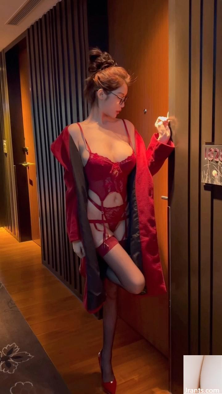 Hot girl chân dài “Qian Yuci”, thân hình trắng nõn bắt mắt khiến bạn không thể rời mắt (14P) - Ảnh 10