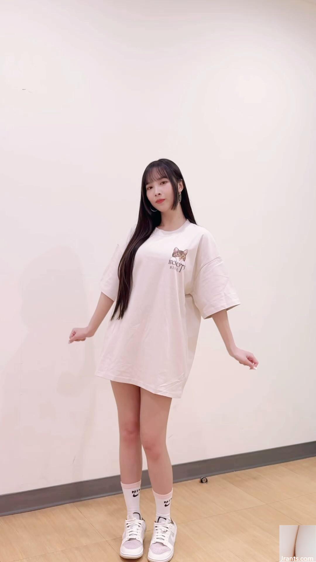 “Rina Xie Aina” dễ thương và quyến rũ có thân hình hoàn hảo (20P) - Ảnh 14