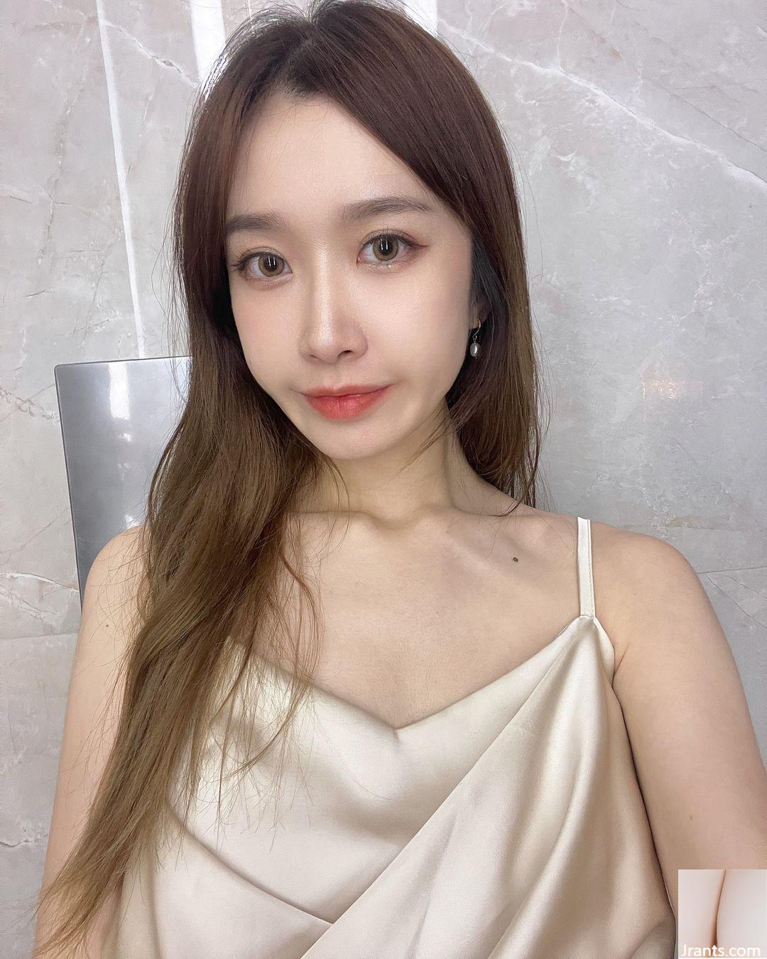 Người nổi tiếng nóng bỏng trên Internet “A Gong” Đường cong ngực bên hông của Hun Guo không thể cưỡng lại (17P) - Ảnh 5