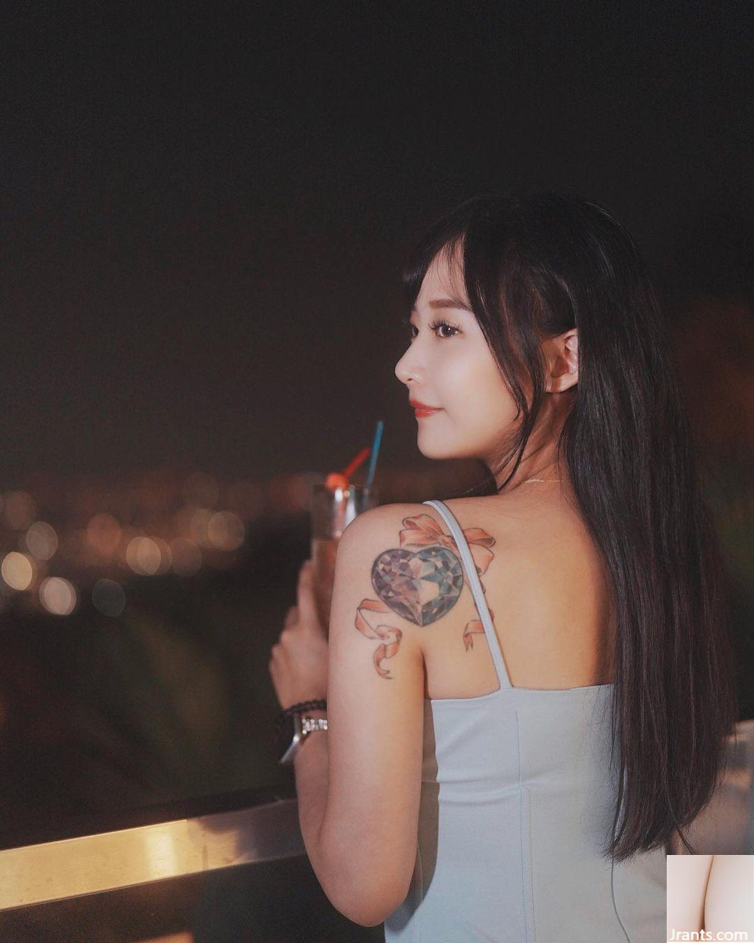 “Cô bé cầu lông” ngực khủng của Bo Qinggouyong vừa ngọt ngào vừa gợi cảm (27P) - Ảnh 13