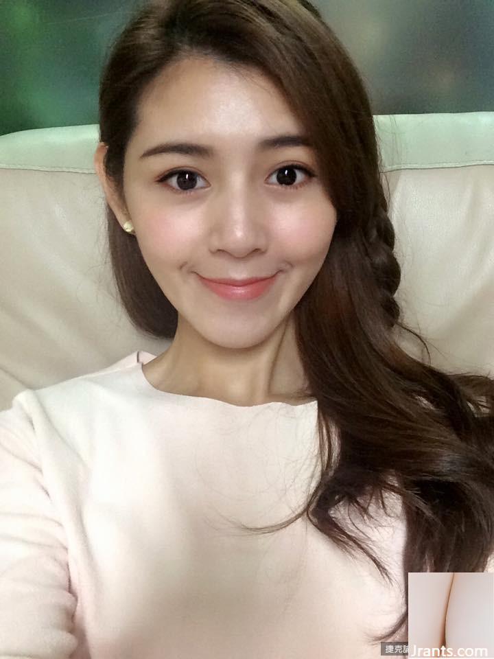 Ngoại hình ngọt ngào của Hu Beijing, nghệ sĩ piano đến từ Zhaozheng, được cư dân mạng bàn tán sôi nổi: Cô ấy không thể tập trung vào việc học piano chút nào (19P) - Ảnh 14