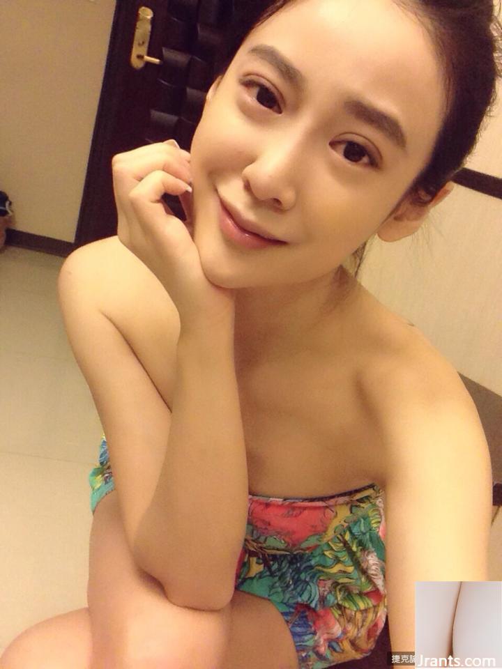 Ranie Yang, bà chủ chụp ảnh trực tuyến trong trang phục treo quần, dữ dằn, tròn trịa và bụ bẫm, hãy nhanh chóng xòe quần áo ra (69P) - Ảnh 14