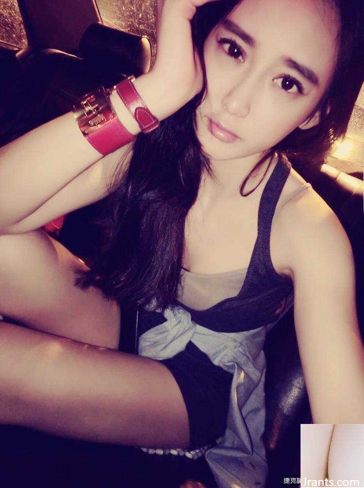 Ranie Yang, bà chủ chụp ảnh trực tuyến trong trang phục treo quần, dữ dằn, tròn trịa và bụ bẫm, hãy nhanh chóng xòe quần áo ra (69P) - Ảnh 22