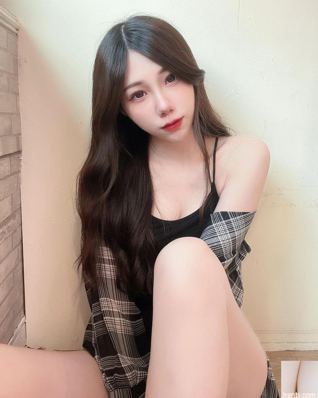 Hot girl chân dài “Lin Jiejun” với làn da trắng và thân hình siêu bắt mắt (36P) - Ảnh 3