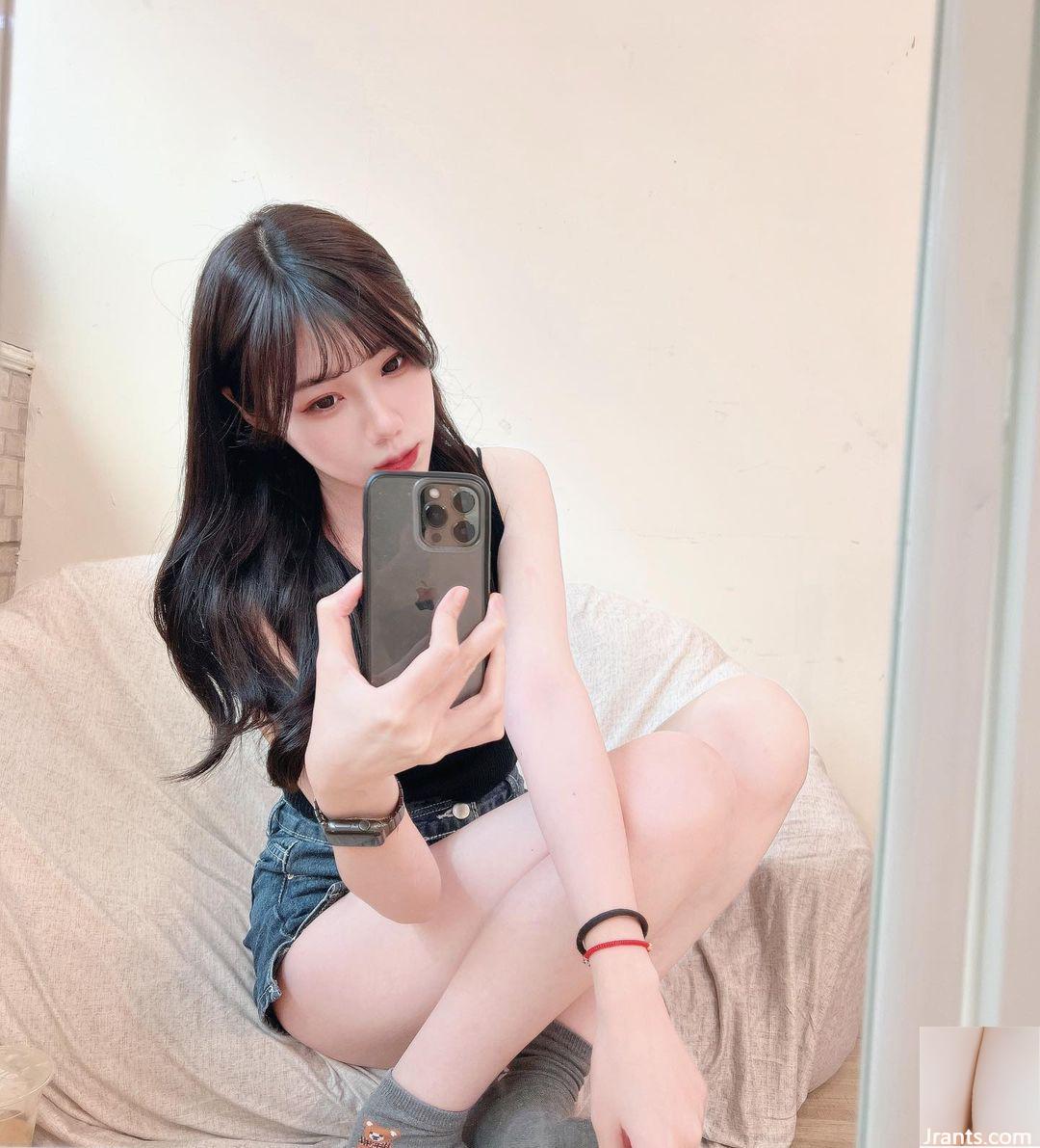 Hot girl chân dài “Lin Jiejun” với làn da trắng và thân hình siêu bắt mắt (36P) - Ảnh 35