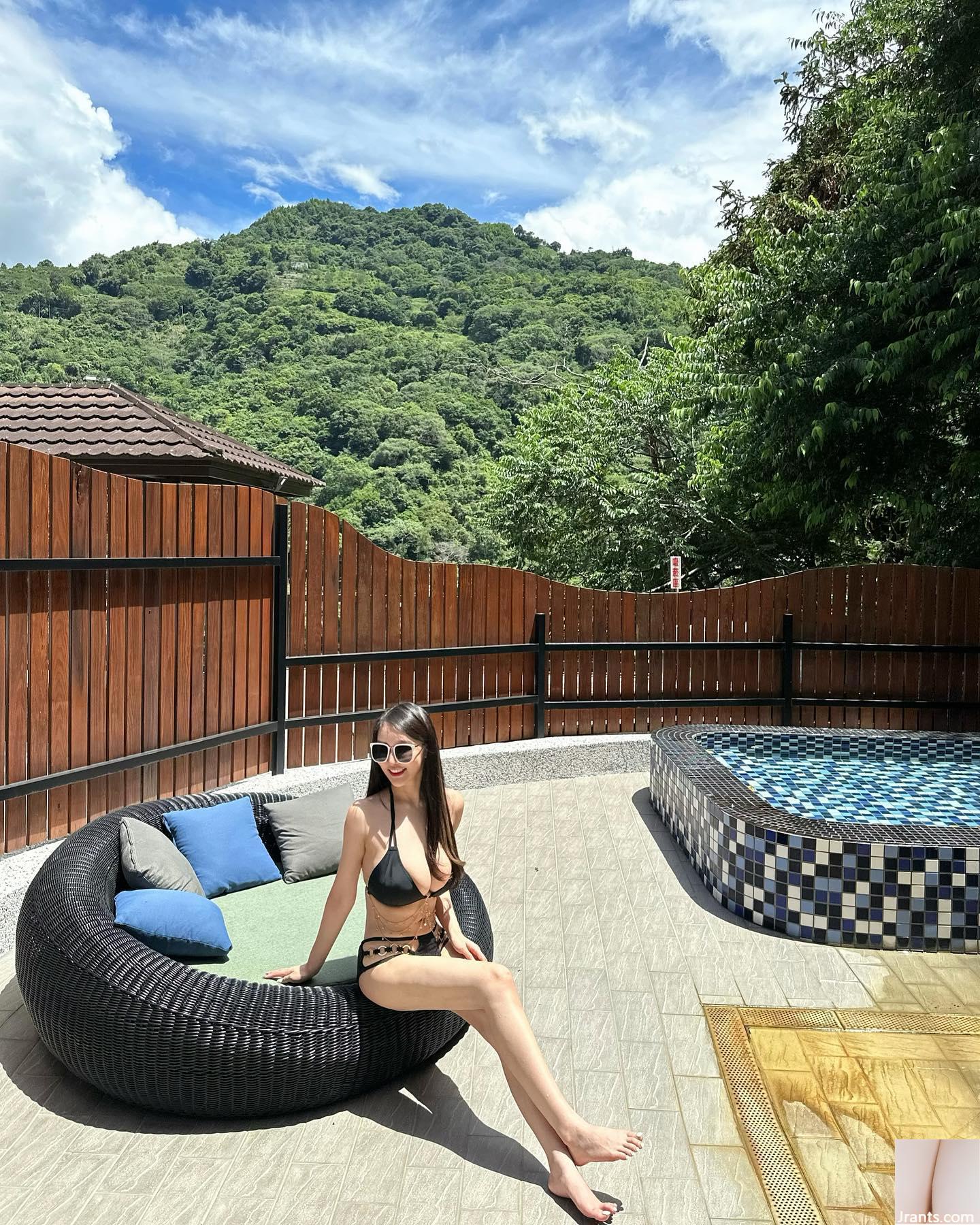 Em “Little Purple” đẹp trai trông siêu bắt mắt và đầy cám dỗ (28P) - Ảnh 8