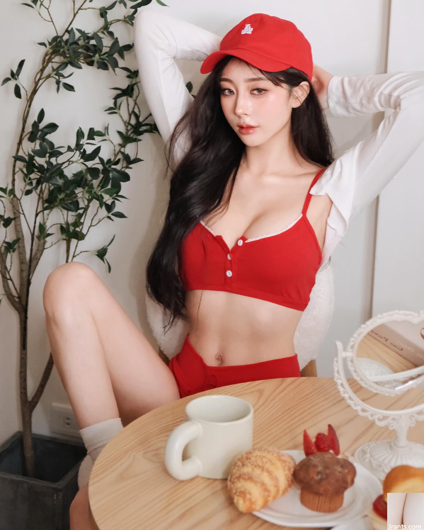 Vẻ đẹp hình thể đáng kinh ngạc “Anna XIN YA” có nụ cười đặc trưng, ​​​​ngọt ngào đến mức bạn sẽ mê mẩn chỉ trong nháy mắt (21P) - Ảnh 2