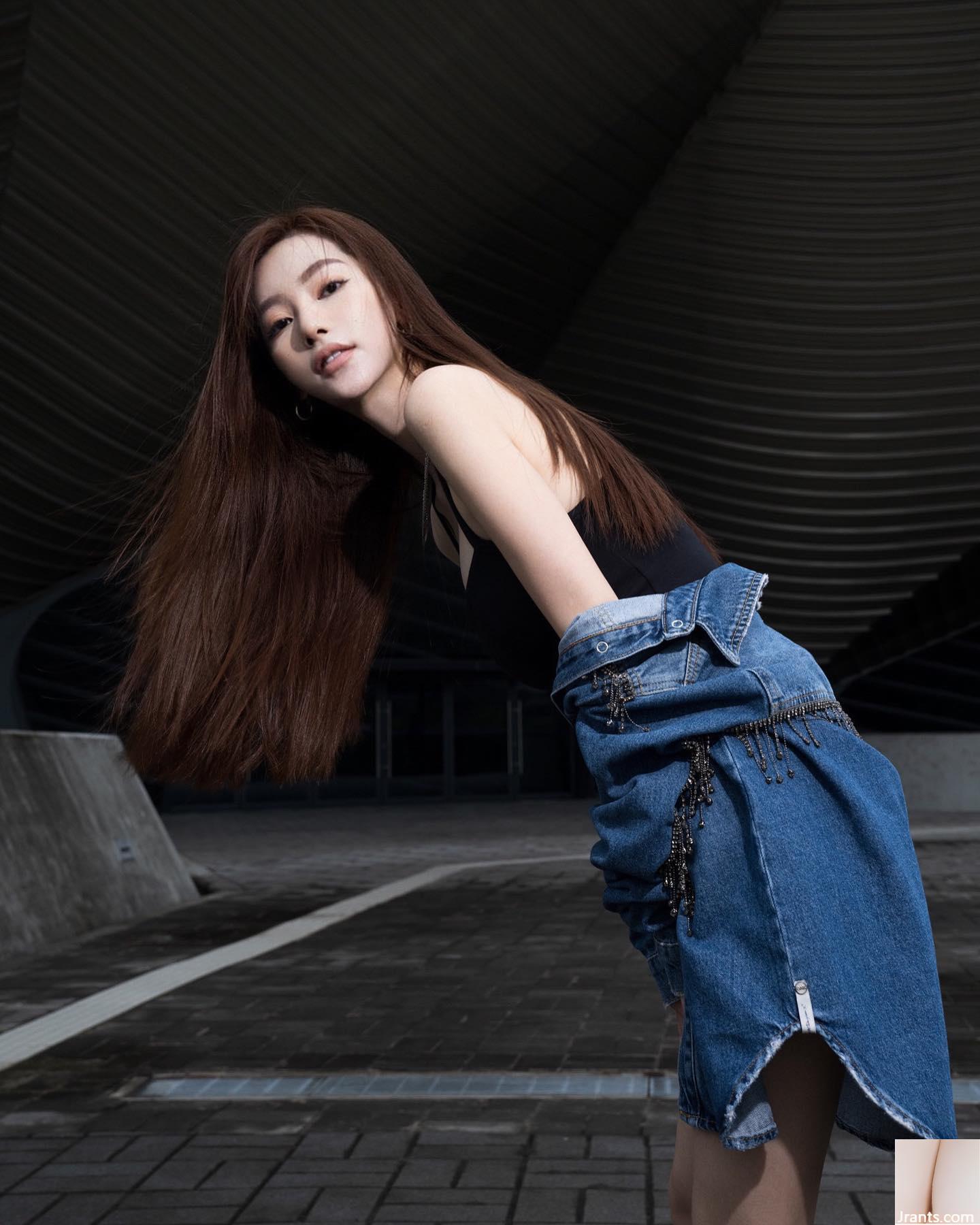 Bộ ngực đẹp “Yang Yuxian”, hình ảnh bắt mắt gợi cảm đến khó cưỡng (25P)