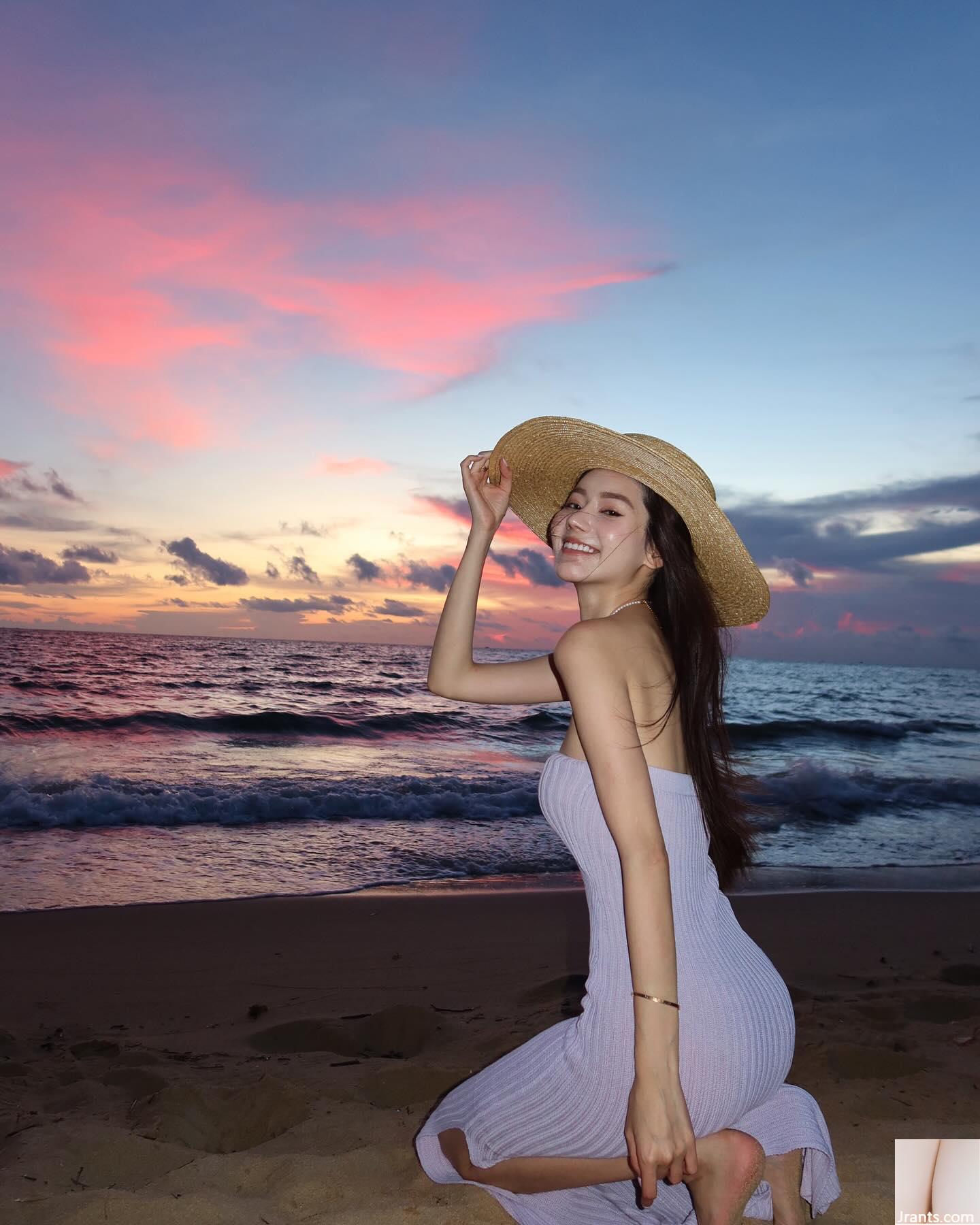 Bộ ngực đẹp “Yang Yuxian”, hình ảnh bắt mắt gợi cảm đến khó cưỡng (25P) - Ảnh 14