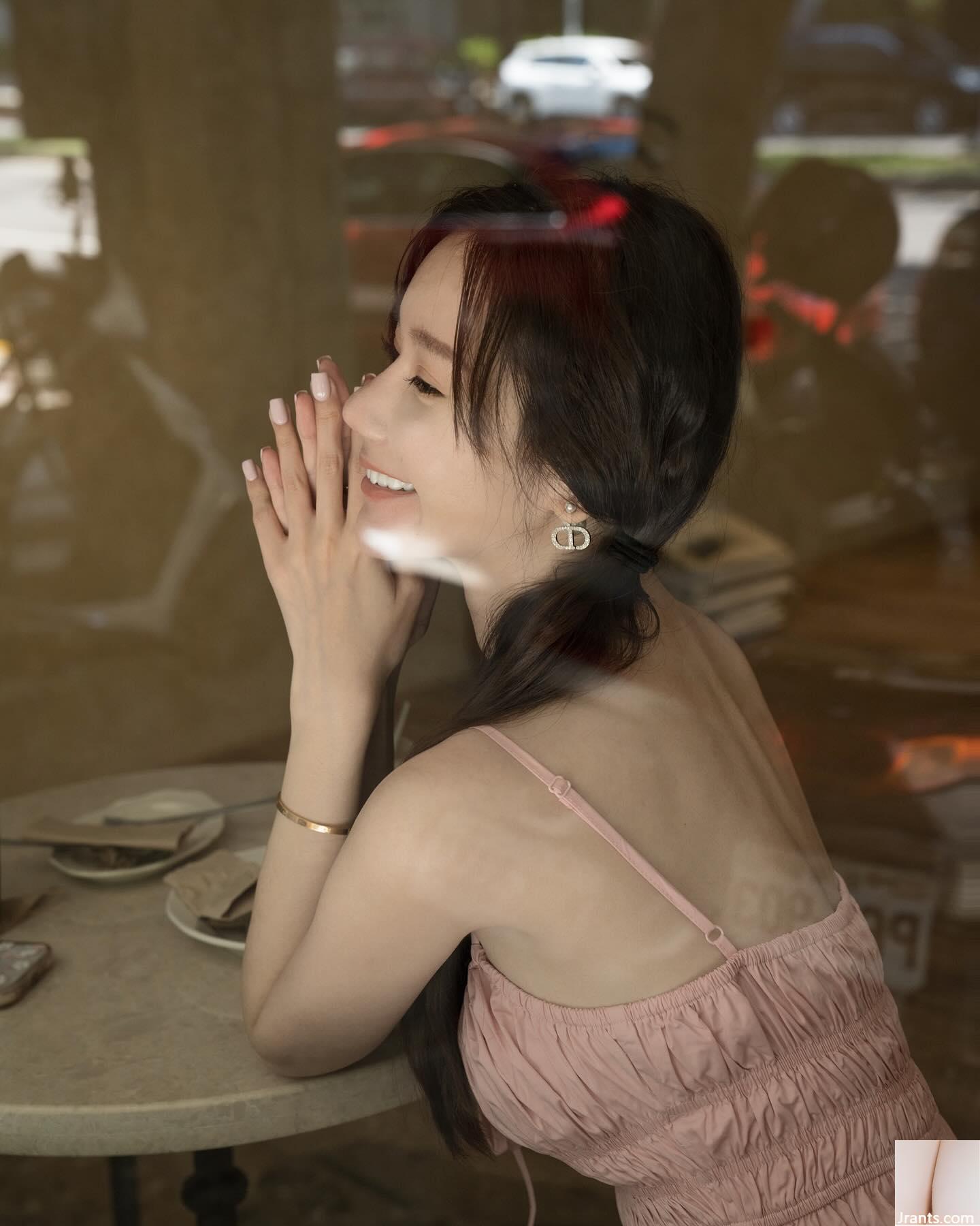 Bộ ngực đẹp “Yang Yuxian”, hình ảnh bắt mắt gợi cảm đến khó cưỡng (25P) - Ảnh 16