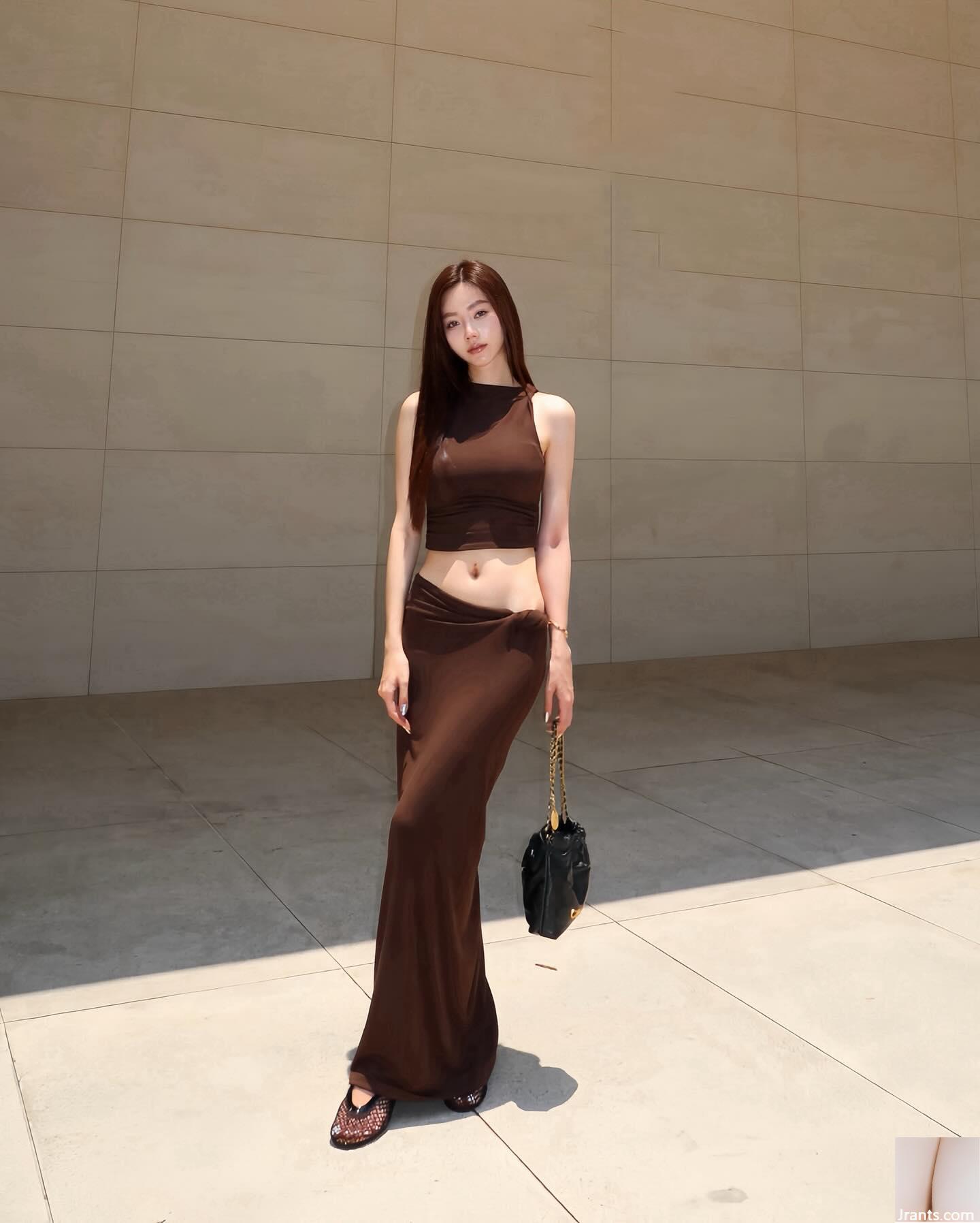 Bộ ngực đẹp “Yang Yuxian”, hình ảnh bắt mắt gợi cảm đến khó cưỡng (25P) - Ảnh 17