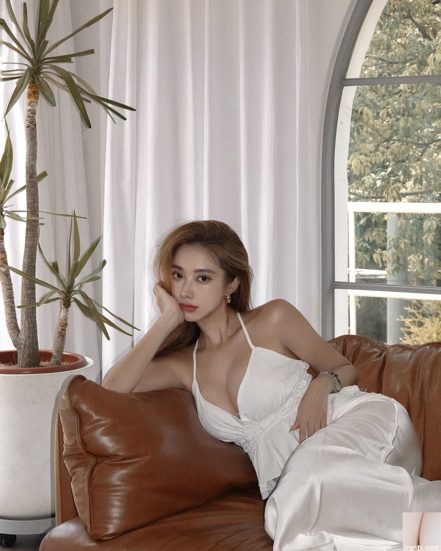 Khí chất và vẻ đẹp đôi chân nóng bỏng và xinh đẹp của “Lv Yanxin Yanbaby” không thể che giấu sự phấn khích của bạn khi chỉ nhìn vào chúng (22P) - Ảnh 22