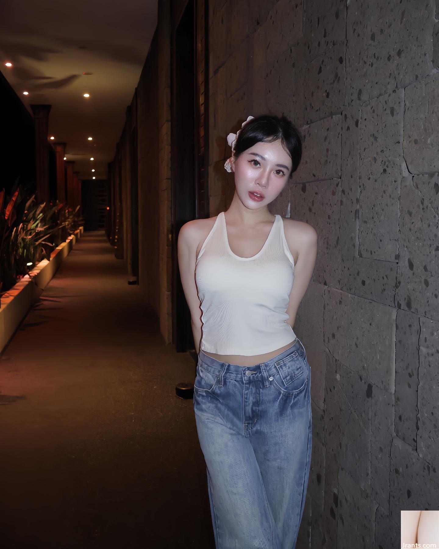 “Katie Katie” ngực khủng với bộ ngực hơi lộ ra có dáng người trắng nõn và dịu dàng. Góc nhìn hút hồn (30P) - Ảnh 22