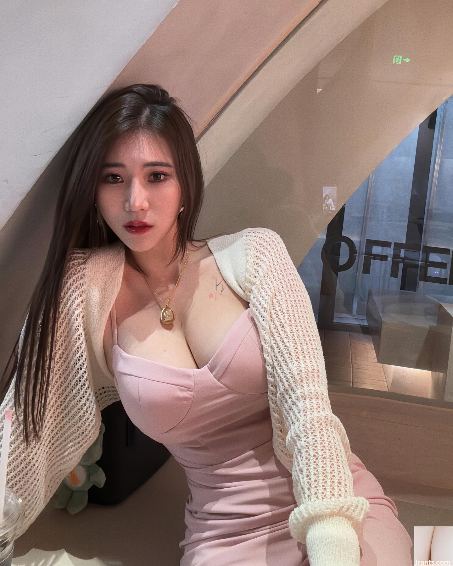 Khuôn mặt dễ thương tuyết sữa (uuuuu078″ ẩn sâu, dáng chuẩn, ngoại hình siêu bắt mắt (16P) - Ảnh 11