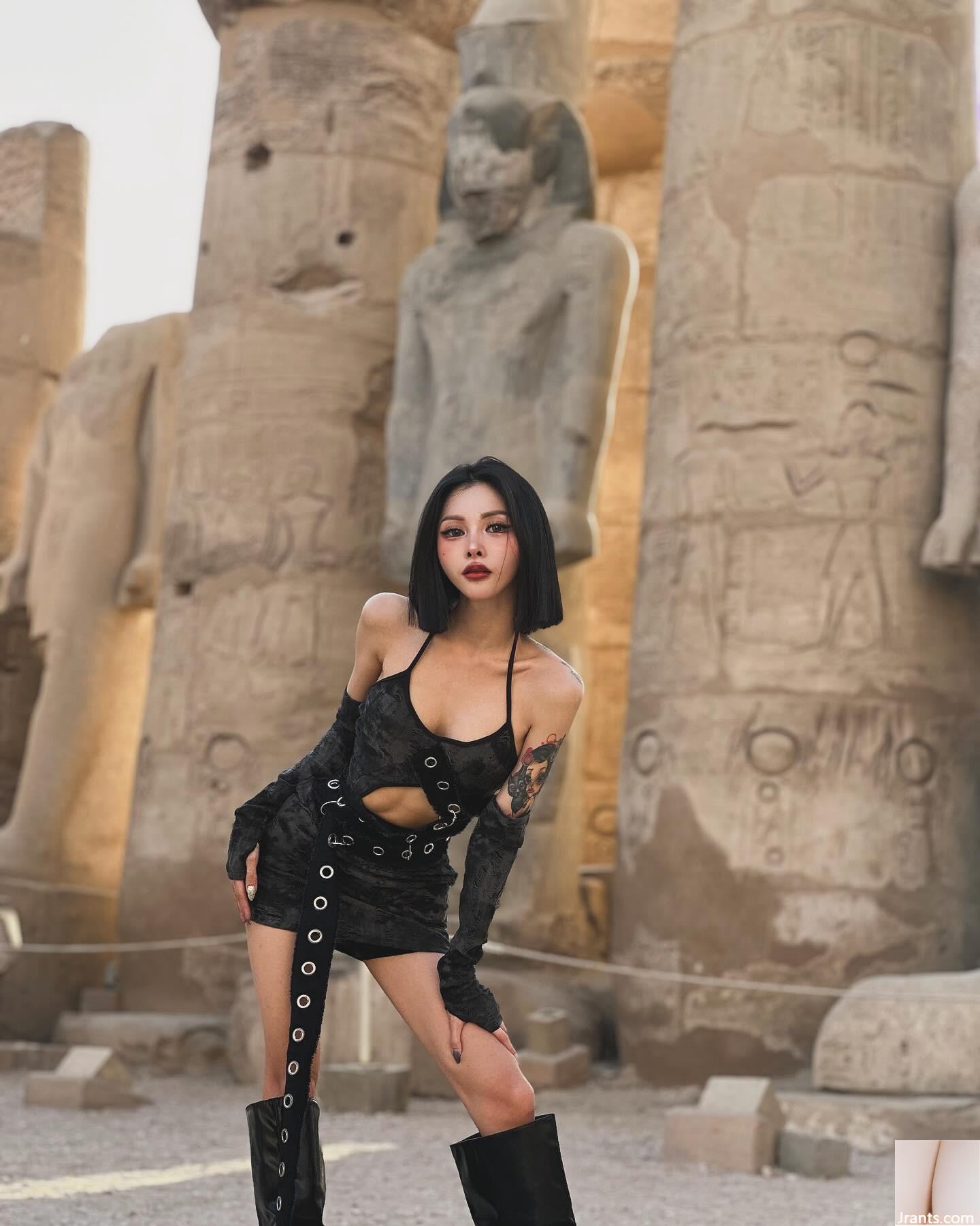 Khí chất xinh đẹp “Beautiful Daji” ngọt ngào nhưng vẫn gợi cảm và có bộ ngực đẹp. Góc nhìn quá xấu (35P) - Ảnh 31