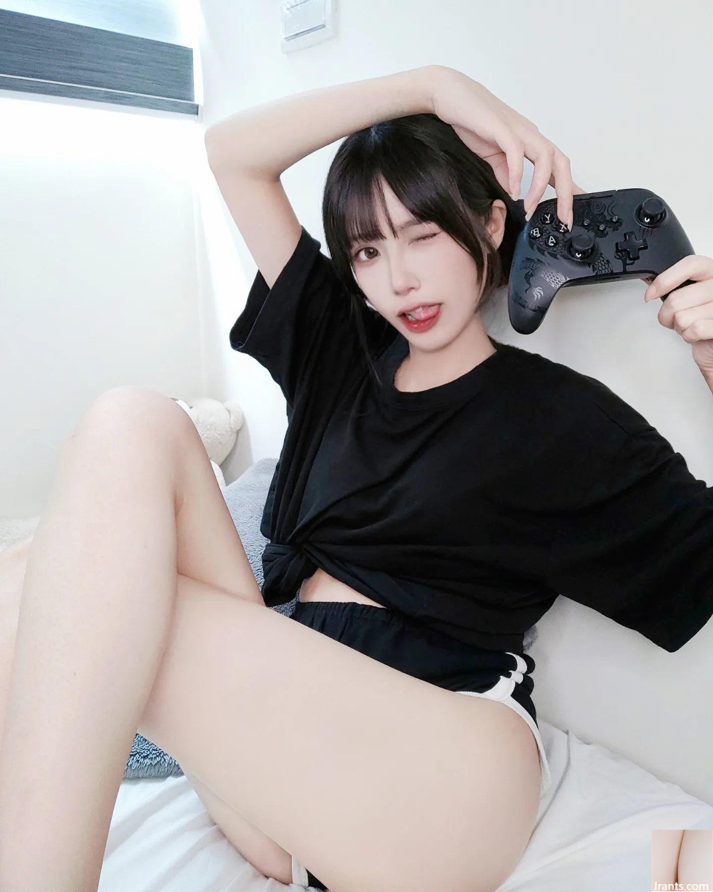 Rãnh sâu trắng như tuyết “chieh0528” có thân hình nóng bỏng khiến người ta muốn xiêu lòng (30P) - Ảnh 19