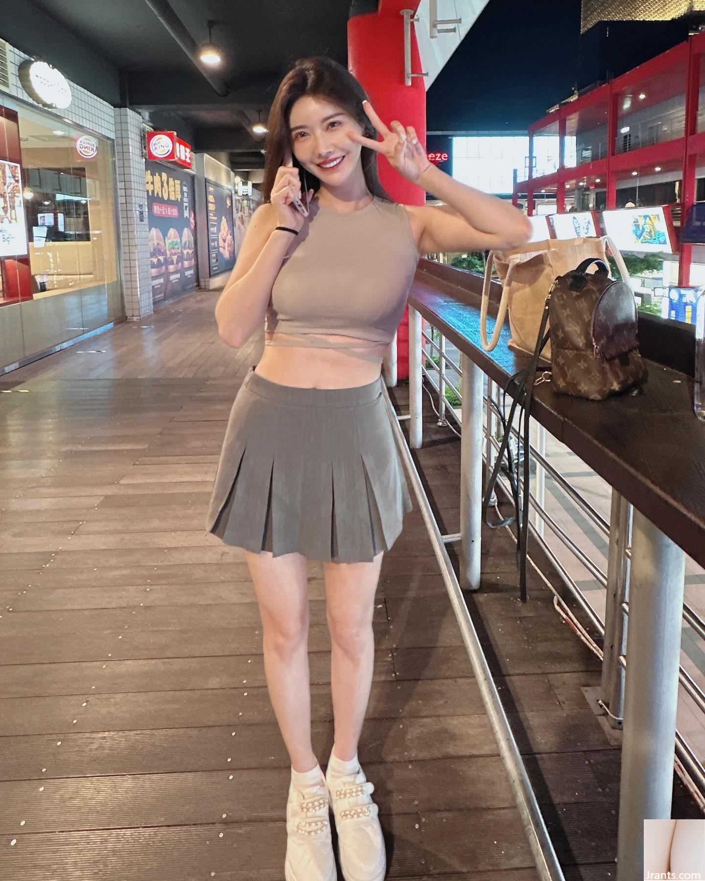 Những hình ảnh bắt mắt của người nổi tiếng ngực khủng trên Internet “Yao Caichen” sẽ chinh phục ánh nhìn của bạn (31P) - Ảnh 31