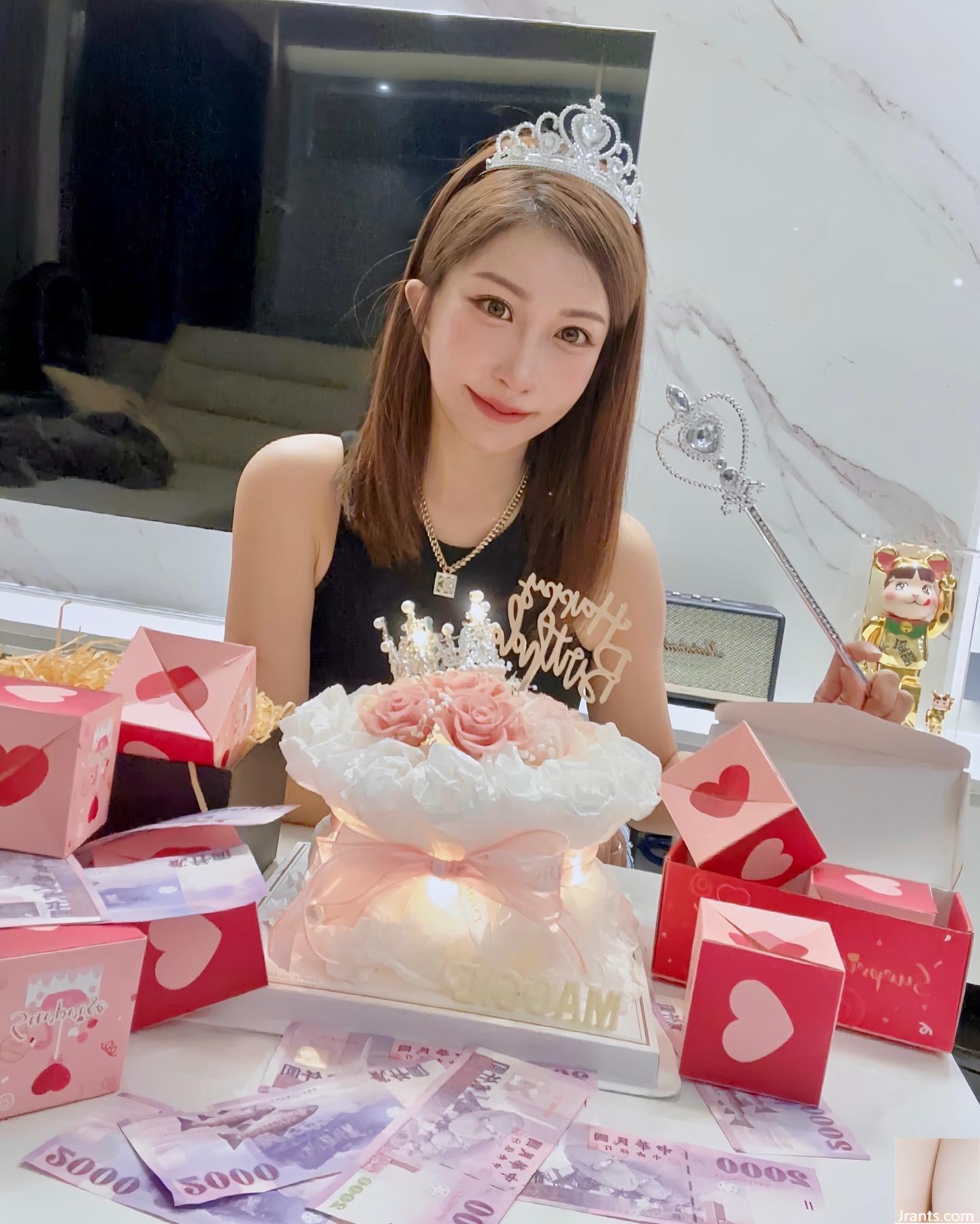 Từ góc độ nóng bỏng, hình dáng quỷ dị của “Zhan Wanyi.Maggie” toát lên sự cám dỗ tột độ (38P) - Ảnh 3