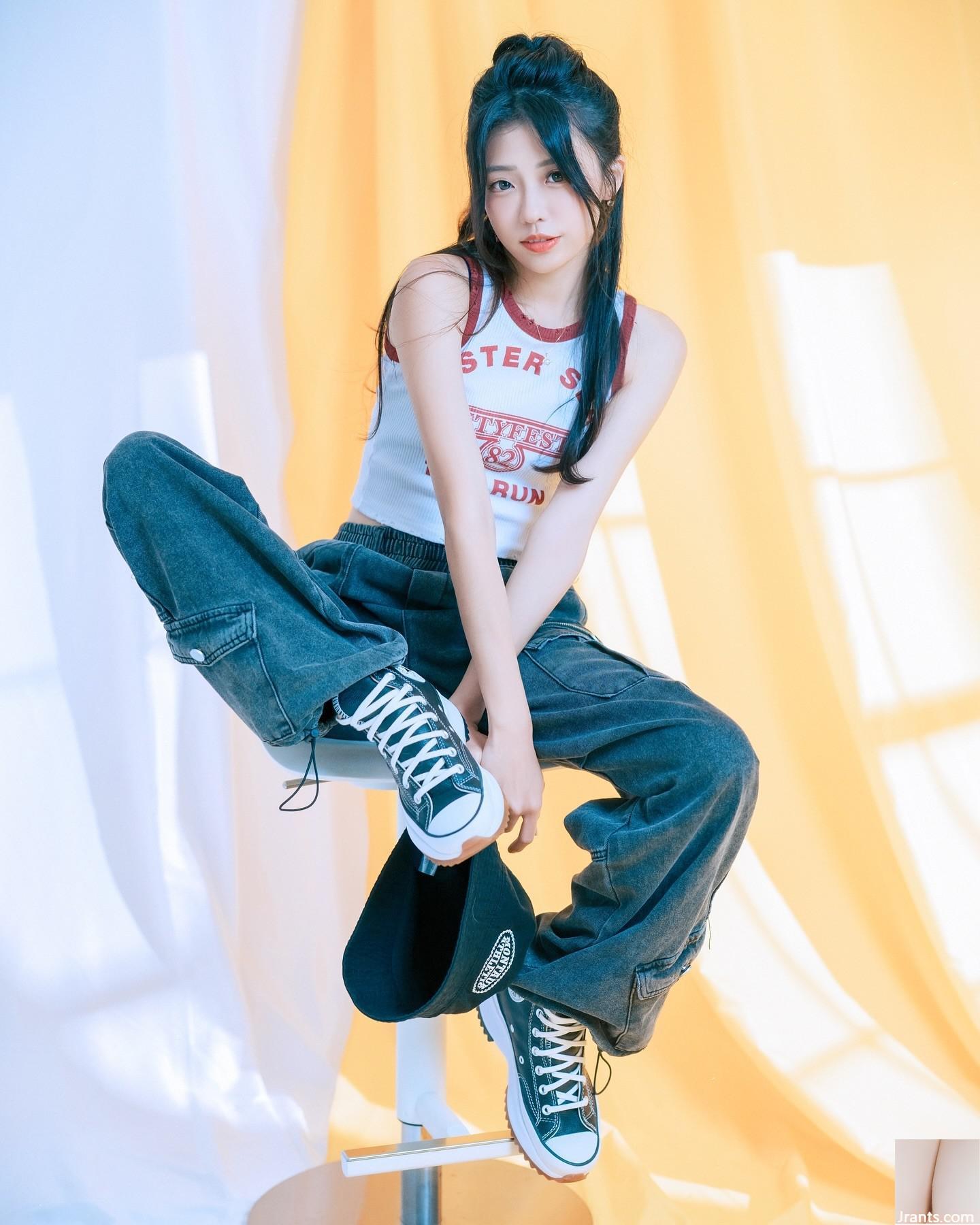 Nữ thần chân dài “Yanyan” dễ thương và quyến rũ không giấu được vóc dáng chuẩn (25P)