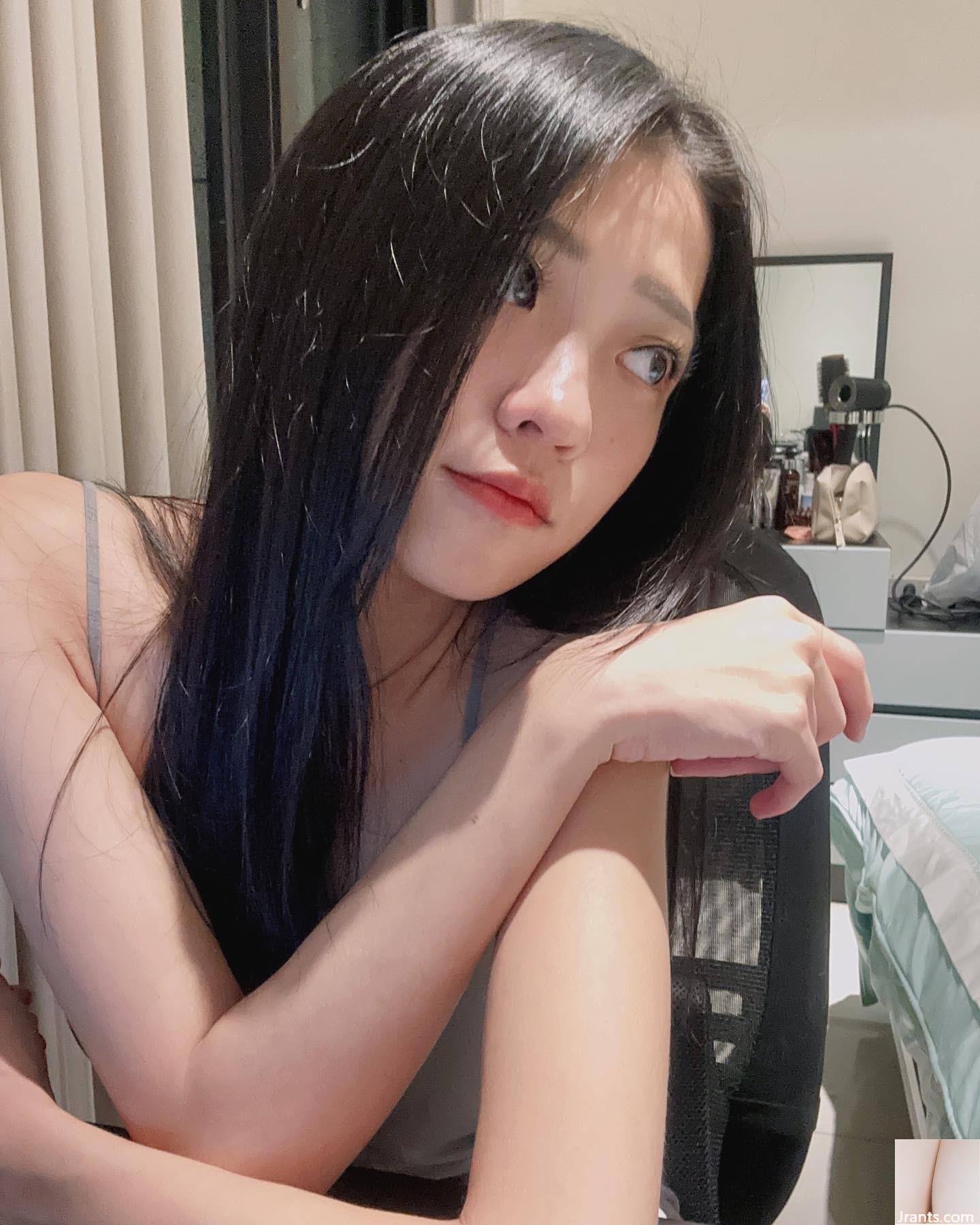 Nữ thần chân dài “Yanyan” dễ thương và quyến rũ không giấu được vóc dáng chuẩn (25P) - Ảnh 14