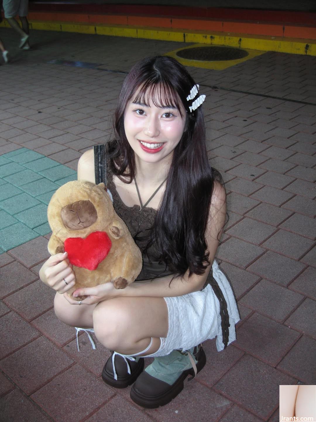 “Yuna Yuna” sở hữu gương mặt quyến rũ, ngọt ngào và thân hình nuột nà (10P) - Ảnh 2