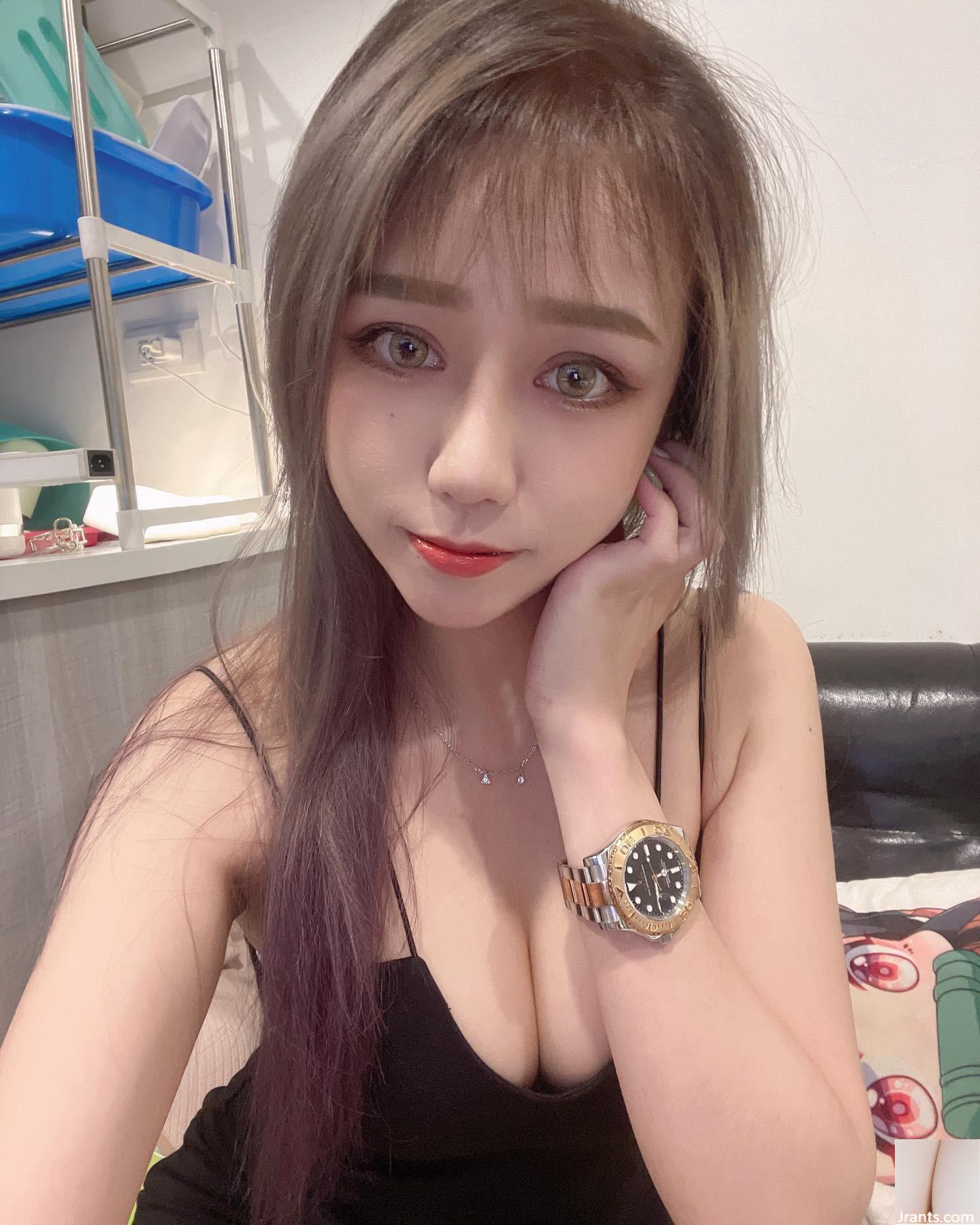 Bộ ngực hung dữ của “Peggy Doll” xinh đẹp tuyệt trần lộ ra, càng nhìn càng thích thú (29P) - Ảnh 2