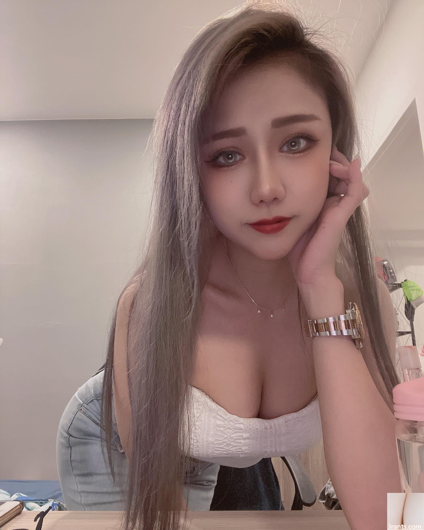 Bộ ngực hung dữ của “Peggy Doll” xinh đẹp tuyệt trần lộ ra, càng nhìn càng thích thú (29P) - Ảnh 5