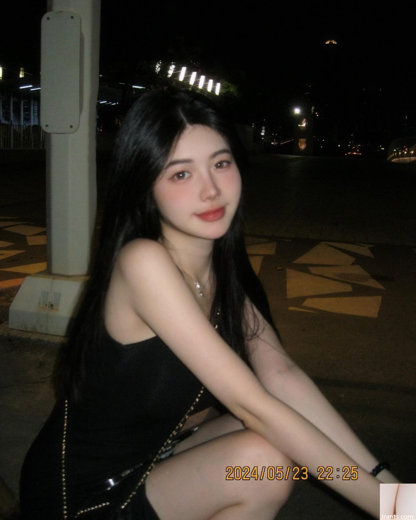 Người mẫu nóng bỏng hàng đầu “Yixin YiXin” lộ bộ ngực trắng nõn và mềm mại khiến khán giả mất kiểm soát (42P) - Ảnh 17