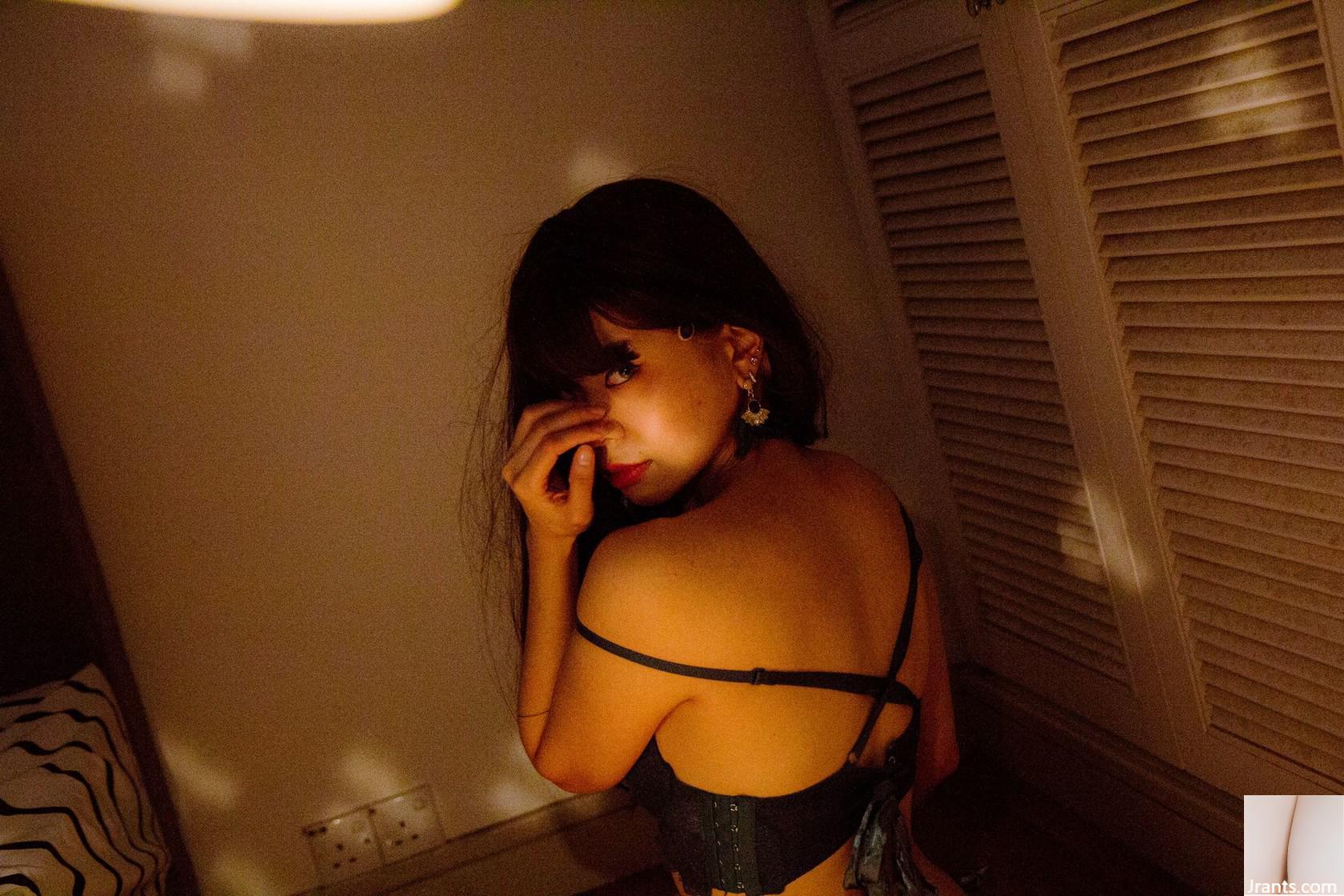 (Black Mania) Đôi chân hình chữ M nhô ra và cong giúp giải phóng bộ ngực săn chắc và xinh đẹp và để lộ chúng (52P) - Ảnh 15