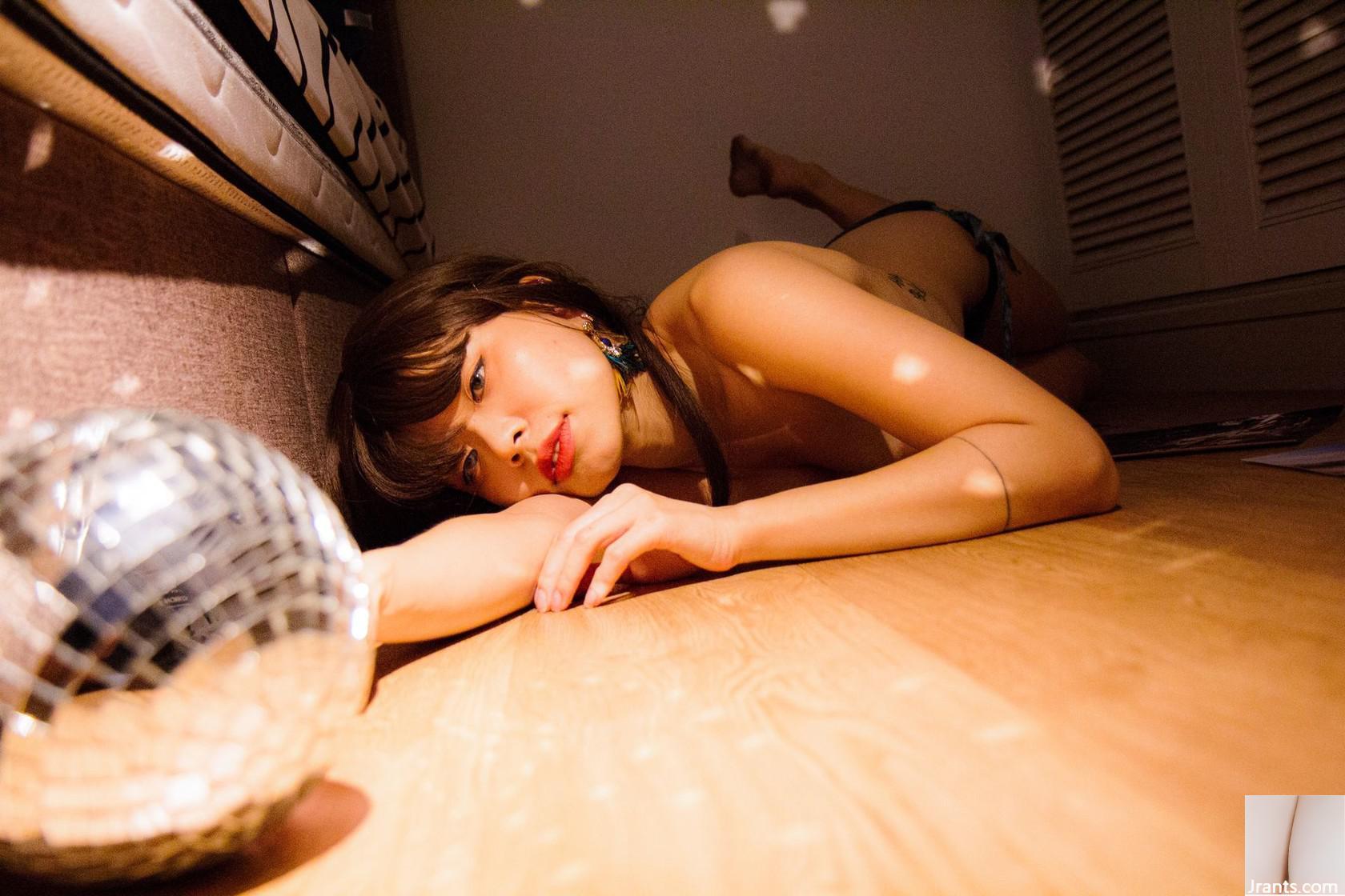 (Black Mania) Đôi chân hình chữ M nhô ra và cong giúp giải phóng bộ ngực săn chắc và xinh đẹp và để lộ chúng (52P) - Ảnh 52