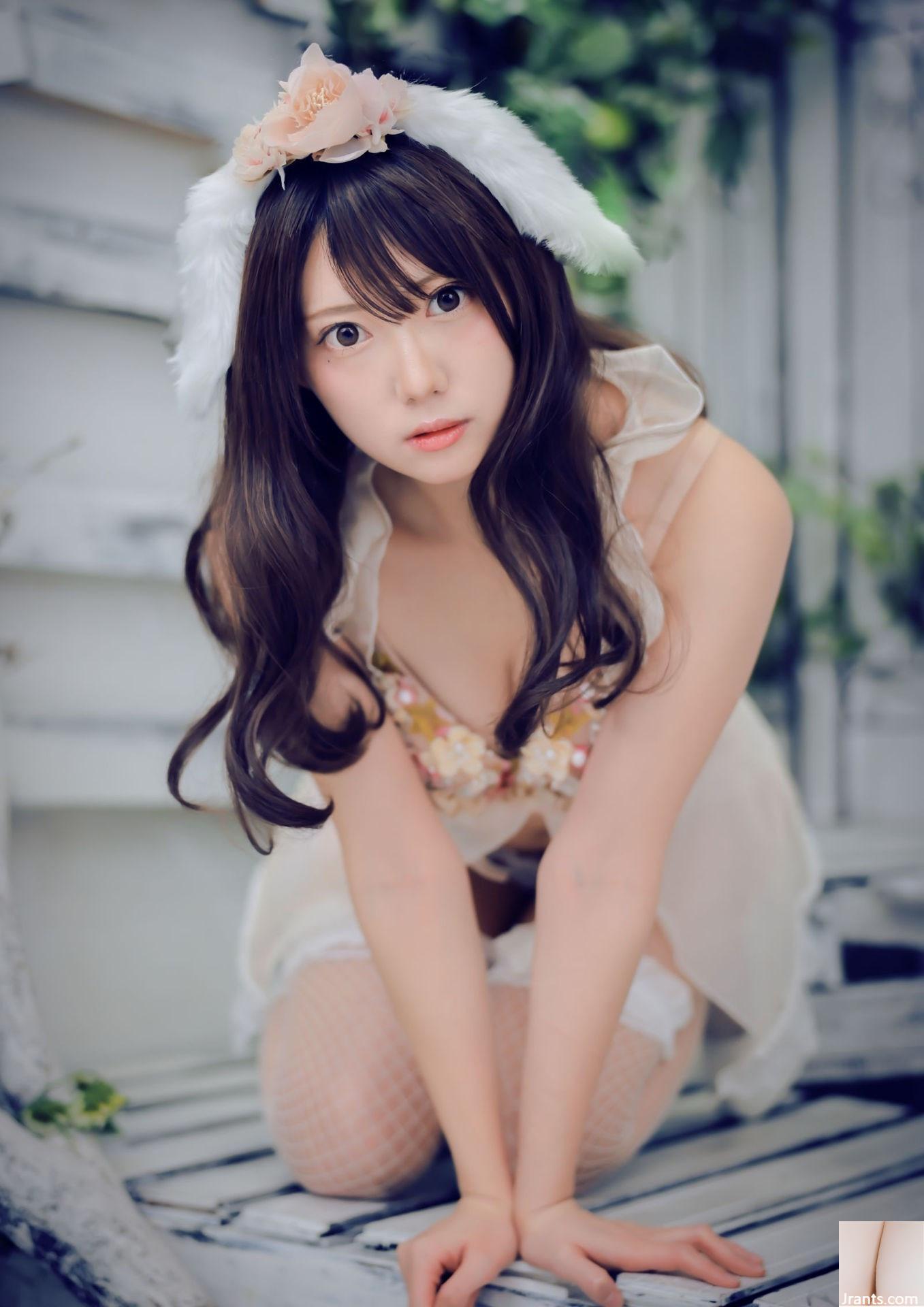 (こころ Shinozaki) Khuôn mặt nhỏ nhắn toát lên khí chất trẻ trung, dáng người tròn trịa, ngay thẳng và gợi cảm (24P) - Ảnh 6