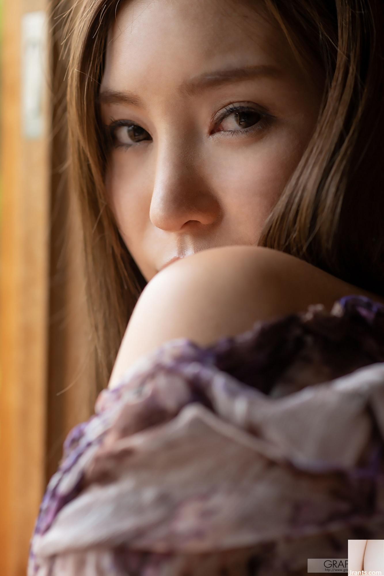 (Graphis) Aoi “Quyến rũ” (120P) - Ảnh 26