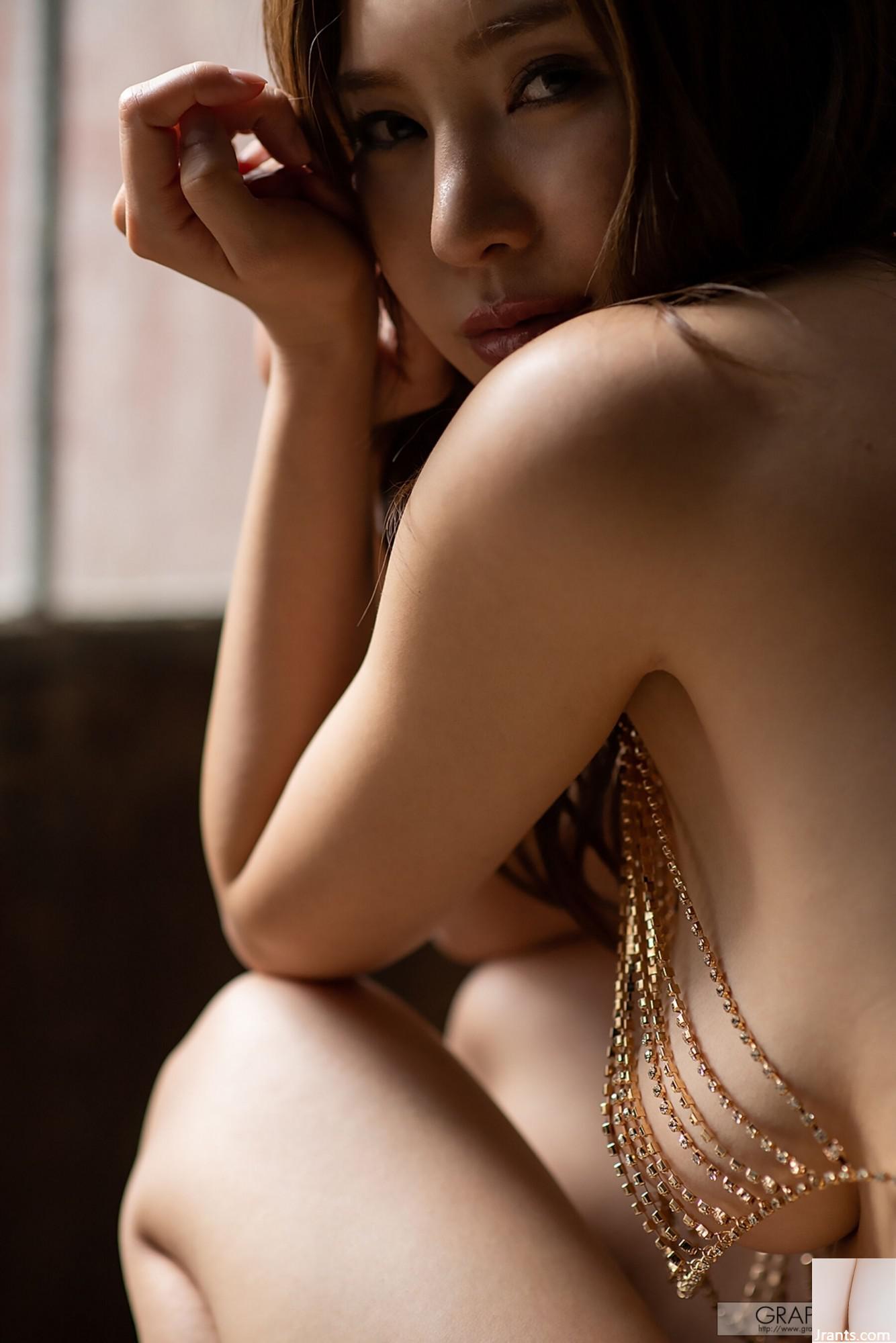 (Graphis) Aoi “Quyến rũ” (120P) - Ảnh 41