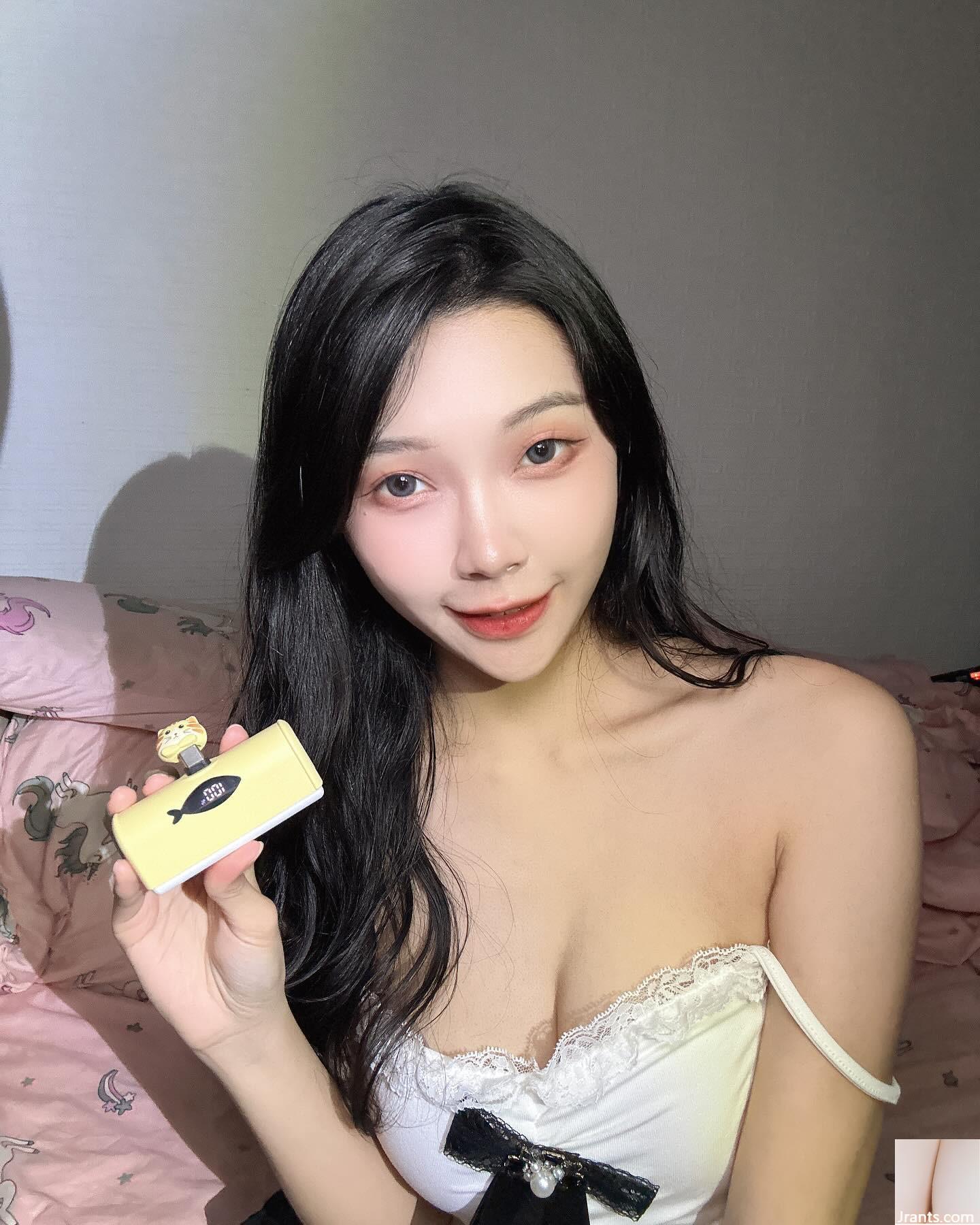 Thân hình nóng bỏng “Đá em bé vẹo” và bộ ngực tuyết nóng bỏng khiến người ta không thể rời mắt (15P) - Ảnh 3