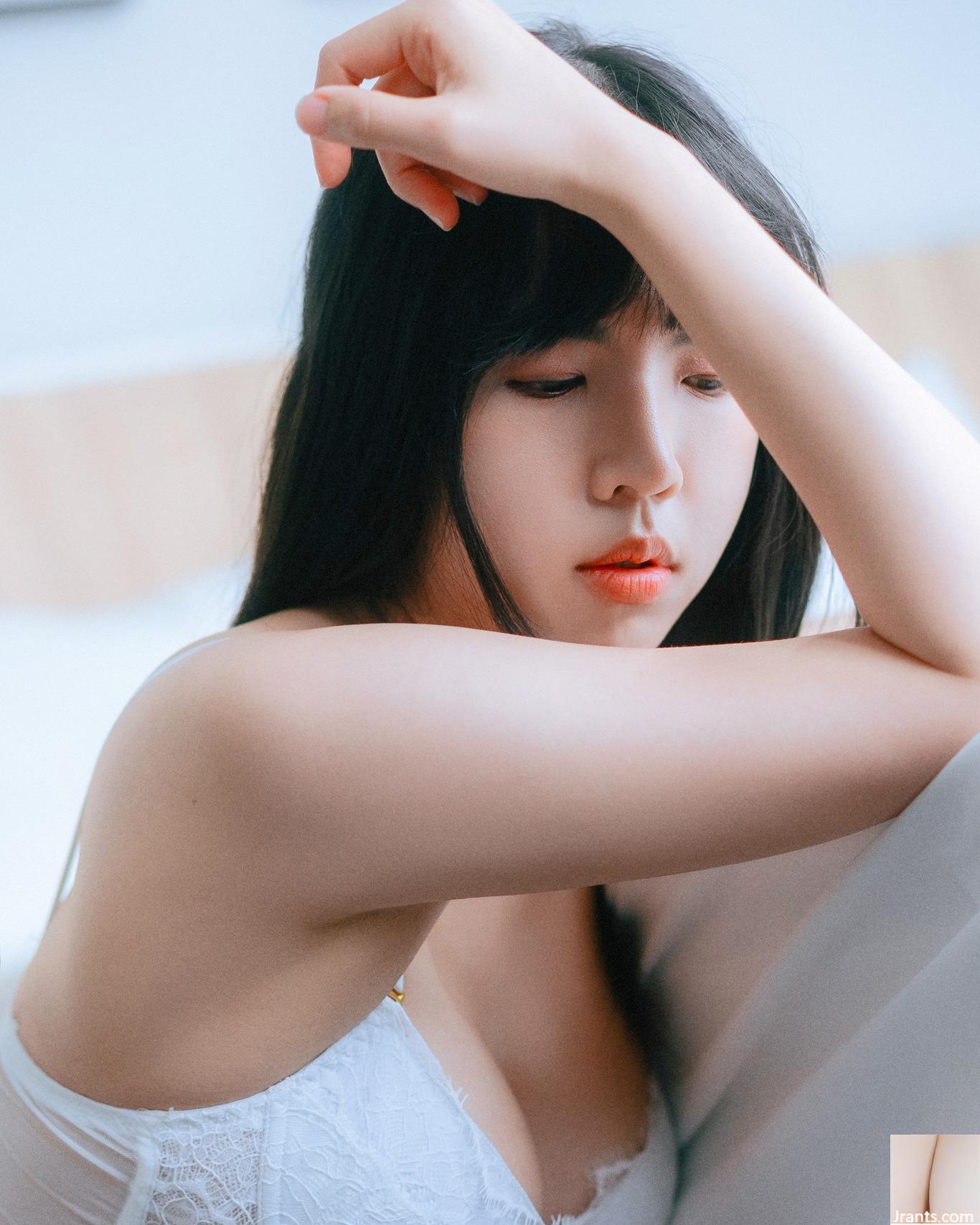 “Yuyu Kelly” có nụ cười ôn hòa, phong cách tươi tắn và dáng người tuyệt đẹp (23P) - Ảnh 13