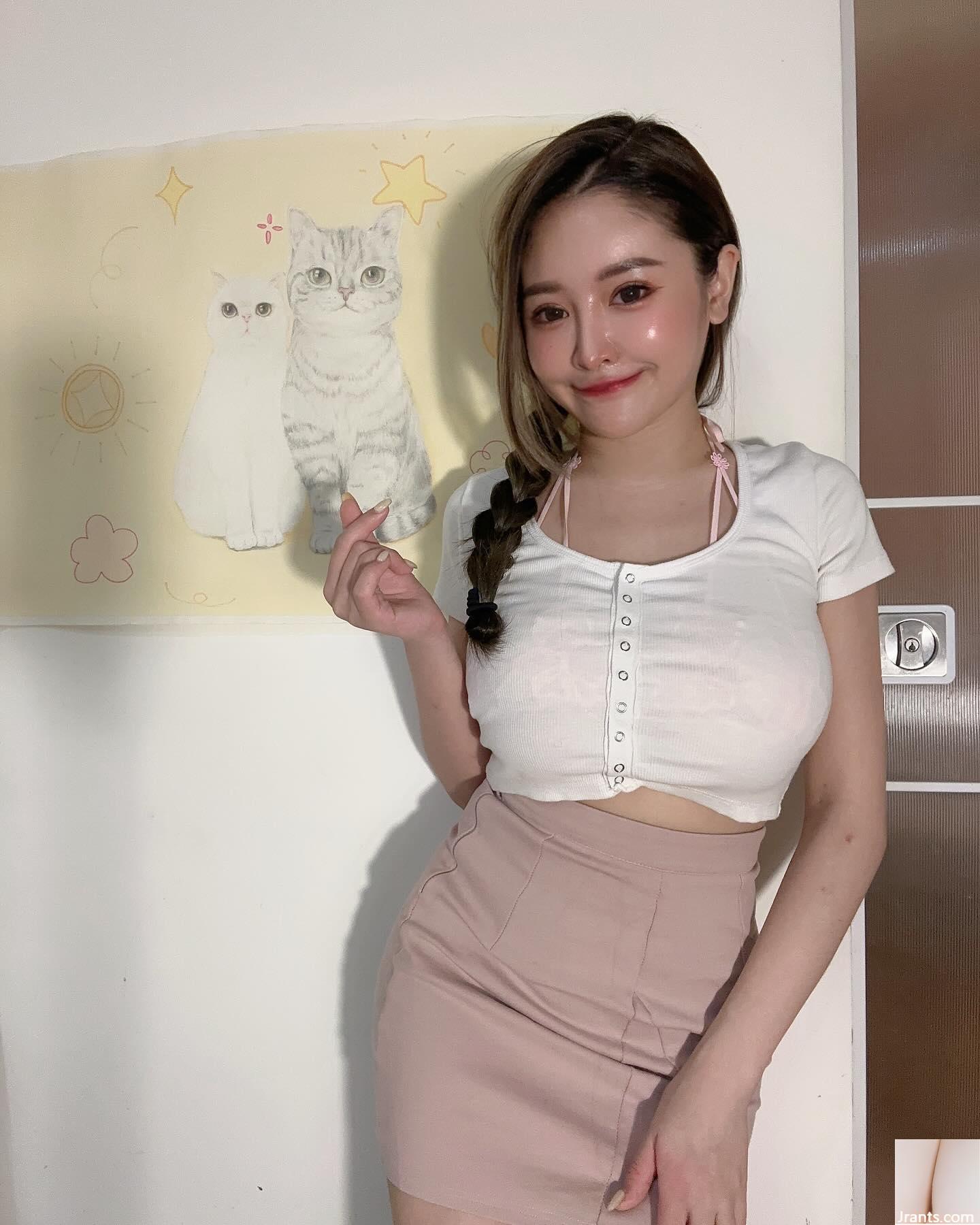 Ngoại hình trẻ con của “Iris Xie” có cảnh nóng khơi dậy trí tưởng tượng của mọi người và có bộ ngực đẹp ác độc (24P)