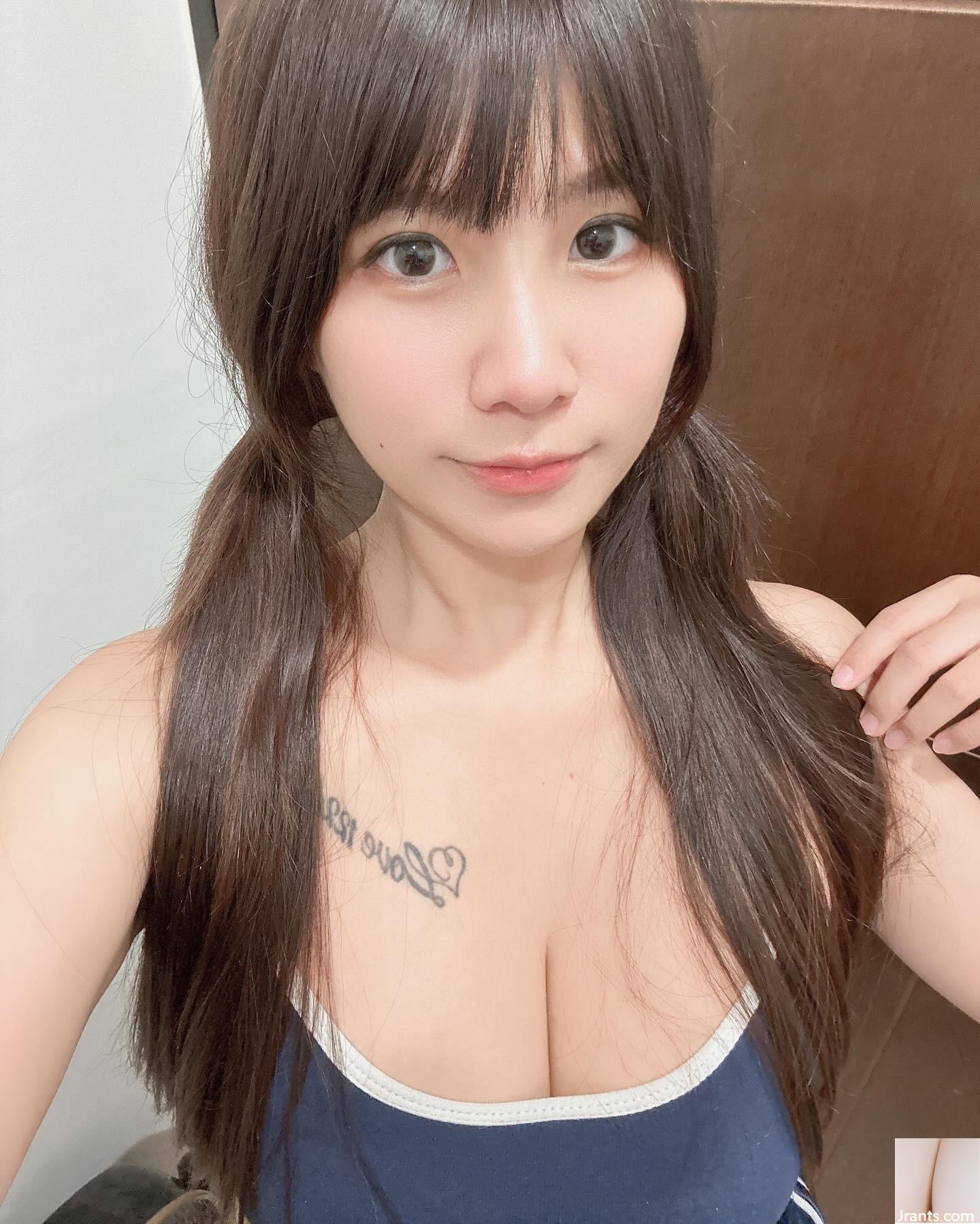 Đường cong chữ S nóng bỏng của cô nàng dễ thương “Nanazi” chinh phục ánh nhìn của bạn (18P)