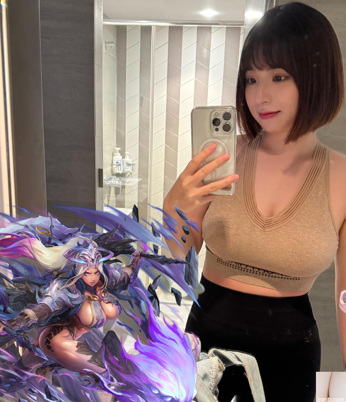 Cặp mông cong của “Ah Jie” trông thật quyến rũ với biểu cảm mờ mịt (21P) - Ảnh 11