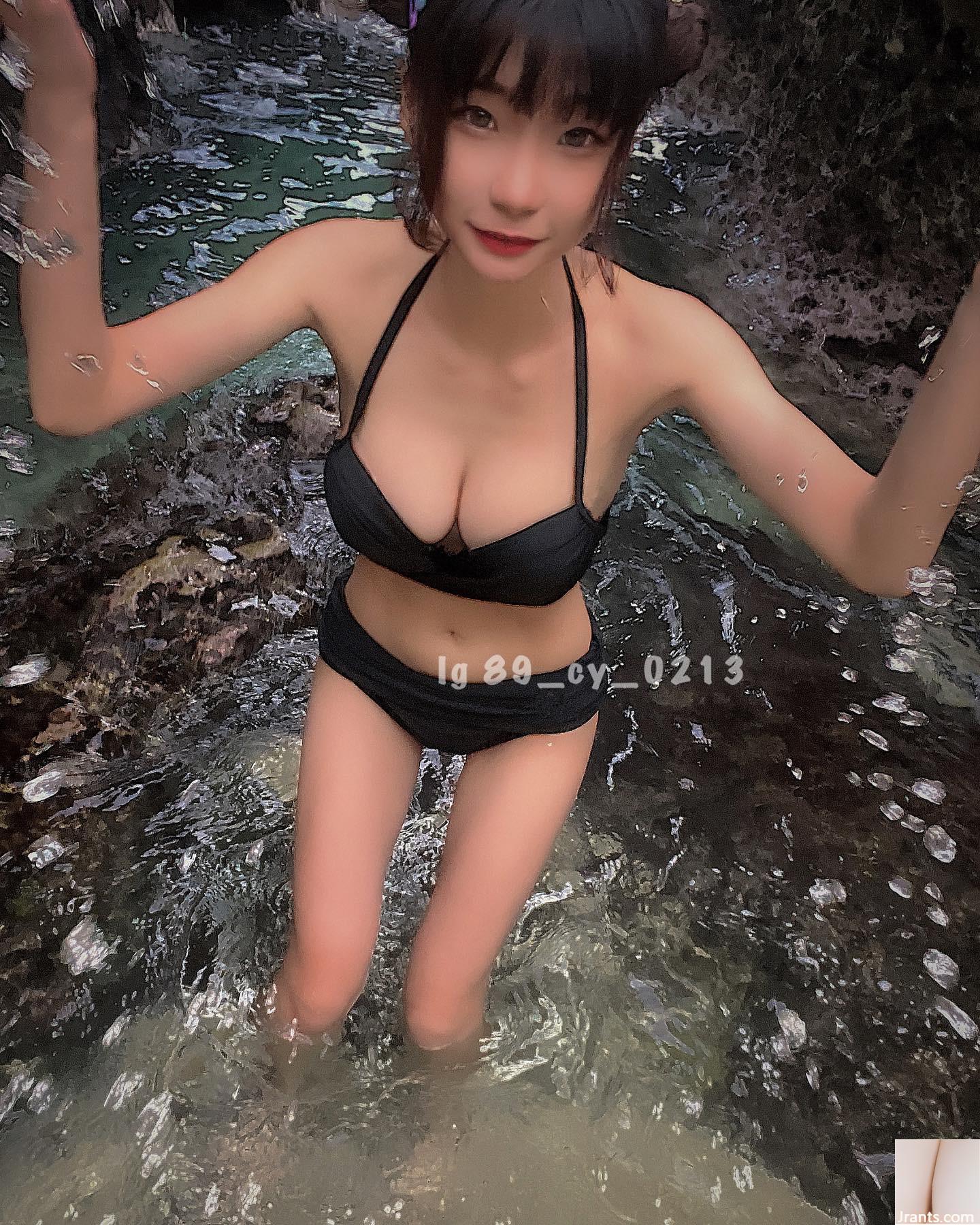 Cô gái ngọt ngào “Tiểu quỷ Shihchi Wang” có vòng một đầy đặn không chịu nổi (20P) - Ảnh 17