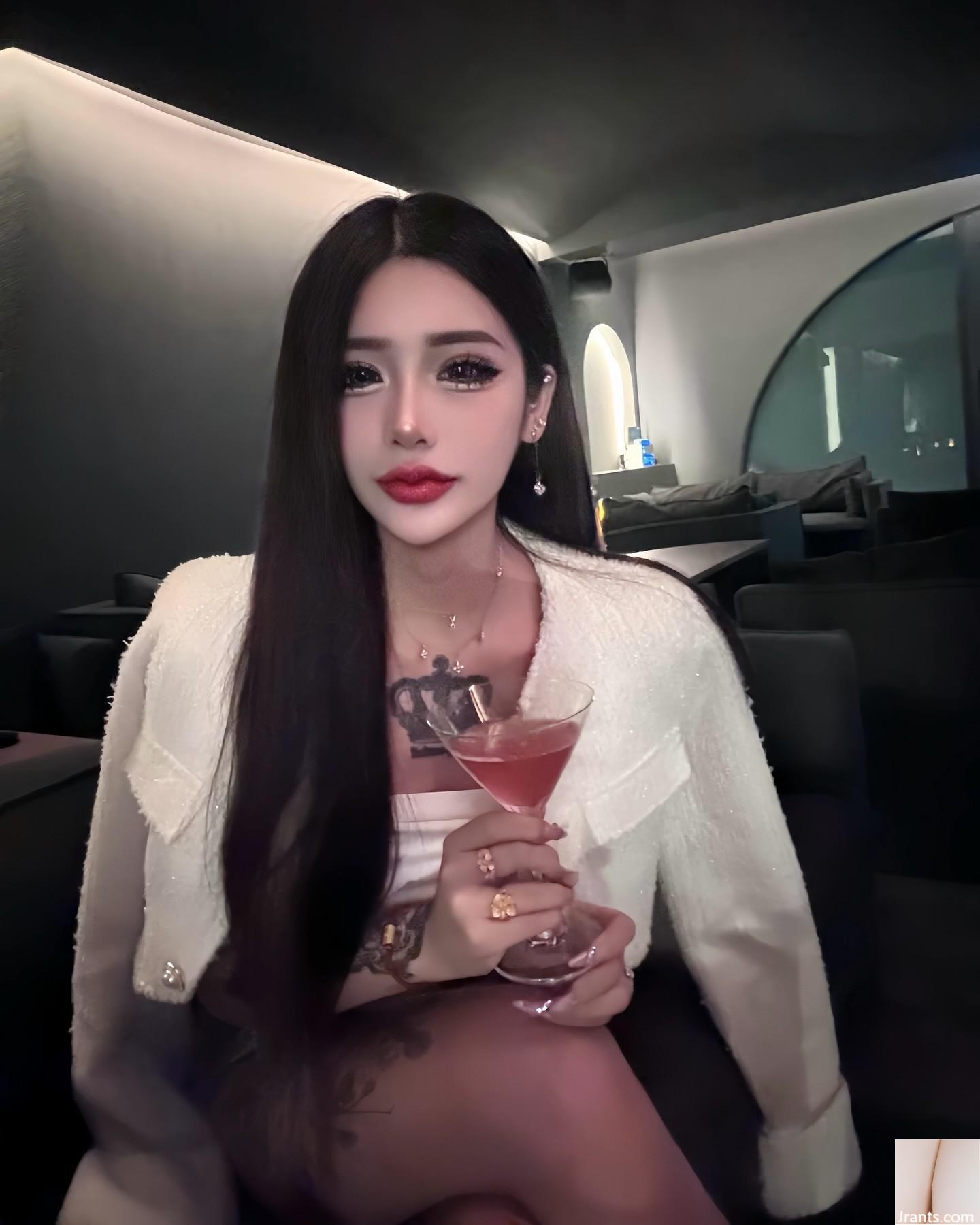 “Bảy mươi -seven