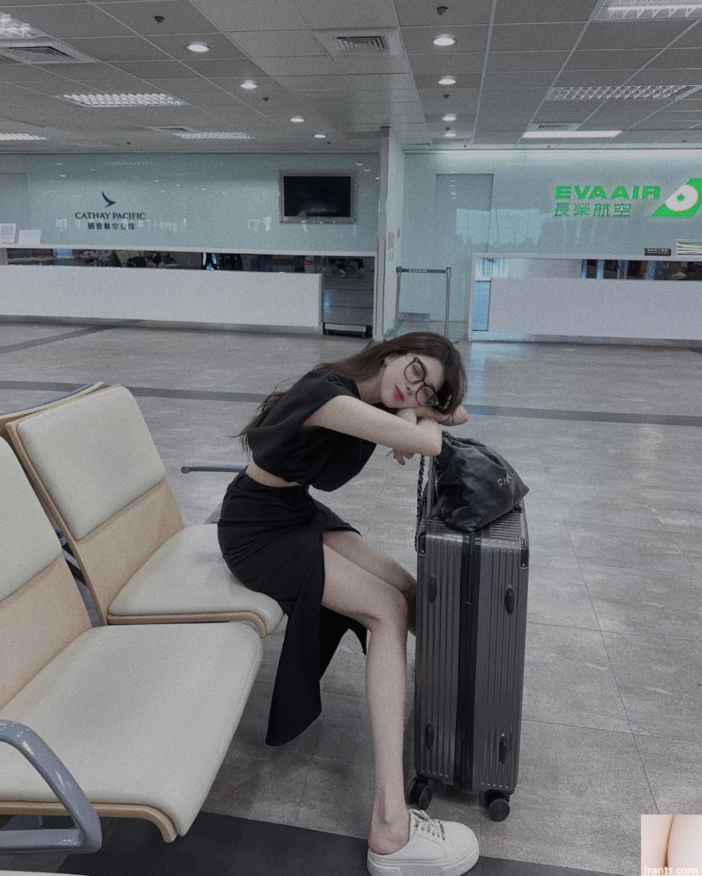 Ai có thể chịu nổi đường cong gợi cảm “yuchin77” với thân hình trắng nõn và dịu dàng (12P) - Ảnh 6