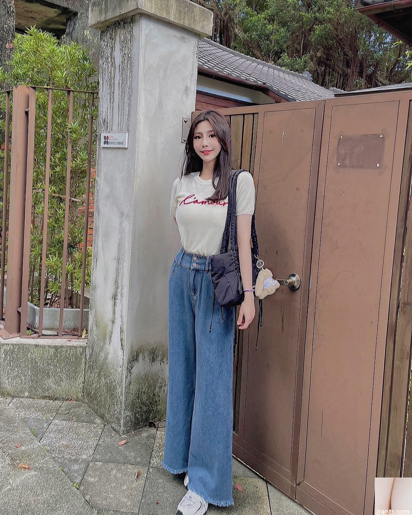 Nụ cười ngọt ngào của “Zhu Zhu”, em gái ngọt ngào, khe ngực đầy đặn sẽ mê hoặc trái tim bạn (19P) - Ảnh 19