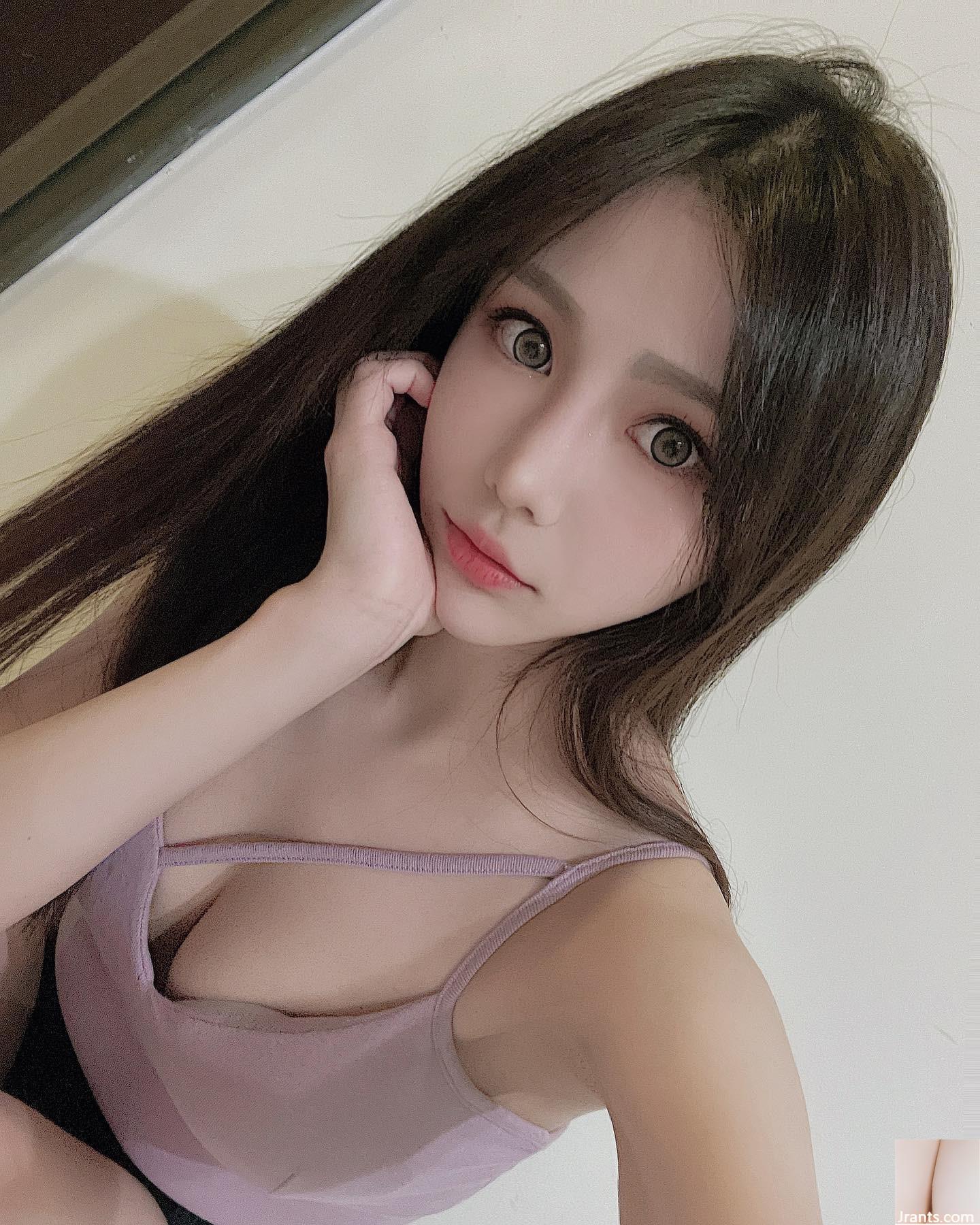 Nụ cười ngọt ngào của “Zhu Zhu”, em gái ngọt ngào, khe ngực đầy đặn sẽ mê hoặc trái tim bạn (19P) - Ảnh 5